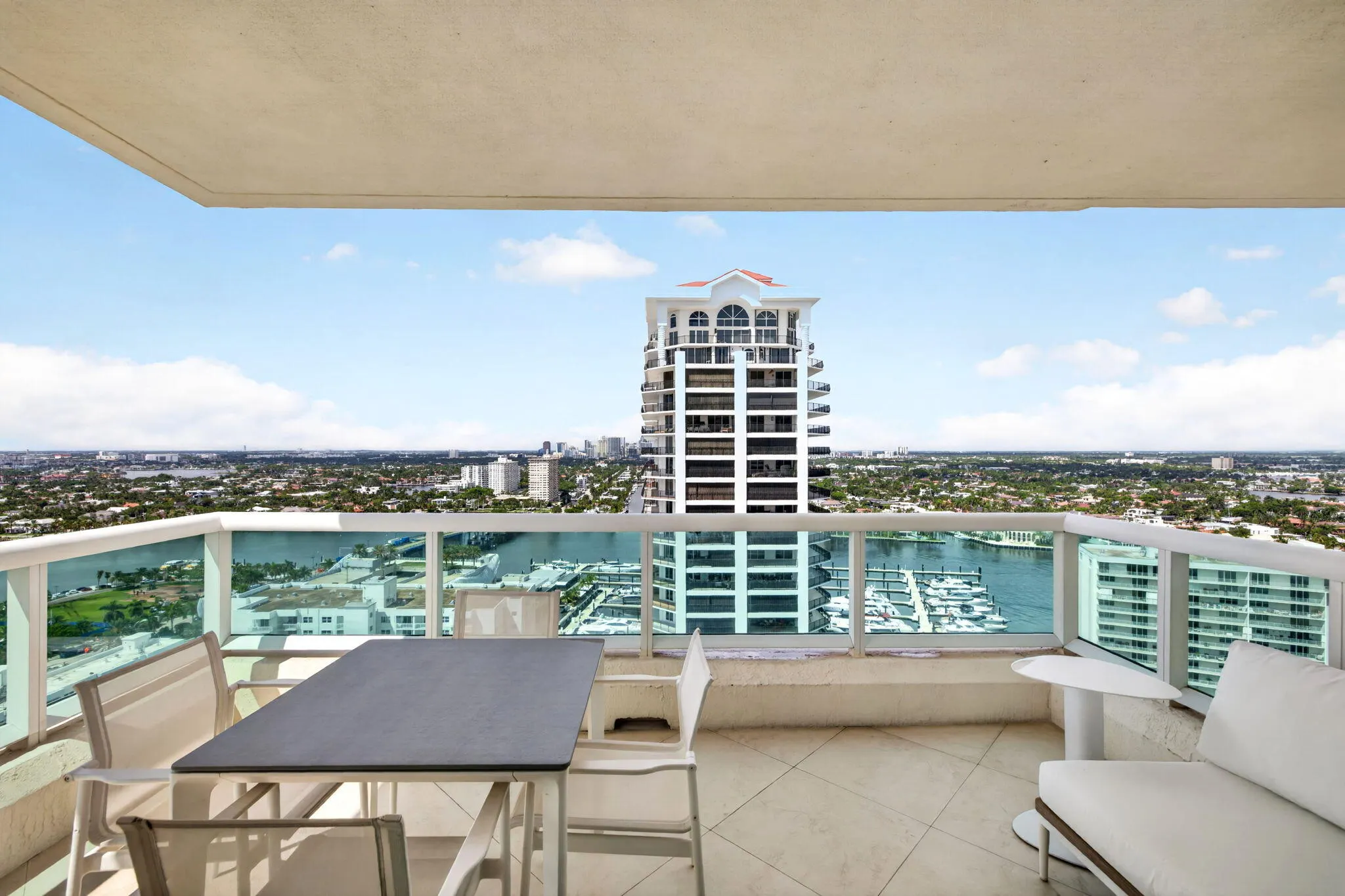 101 S FORT LAUDERDALE BEACH Boulevard #2407