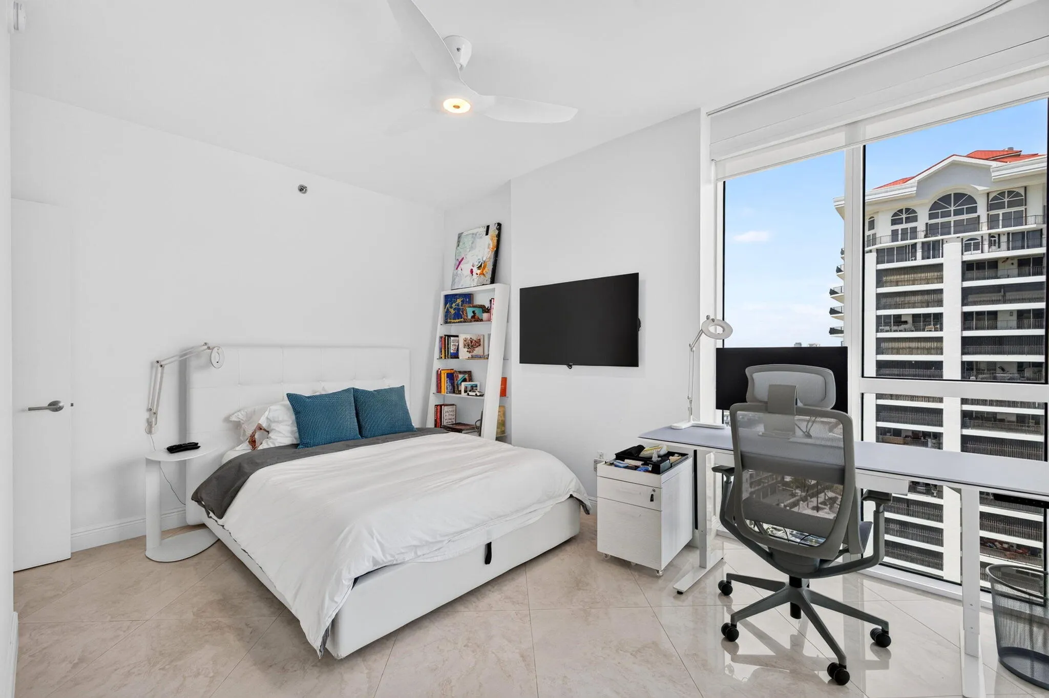 101 S FORT LAUDERDALE BEACH Boulevard #2407