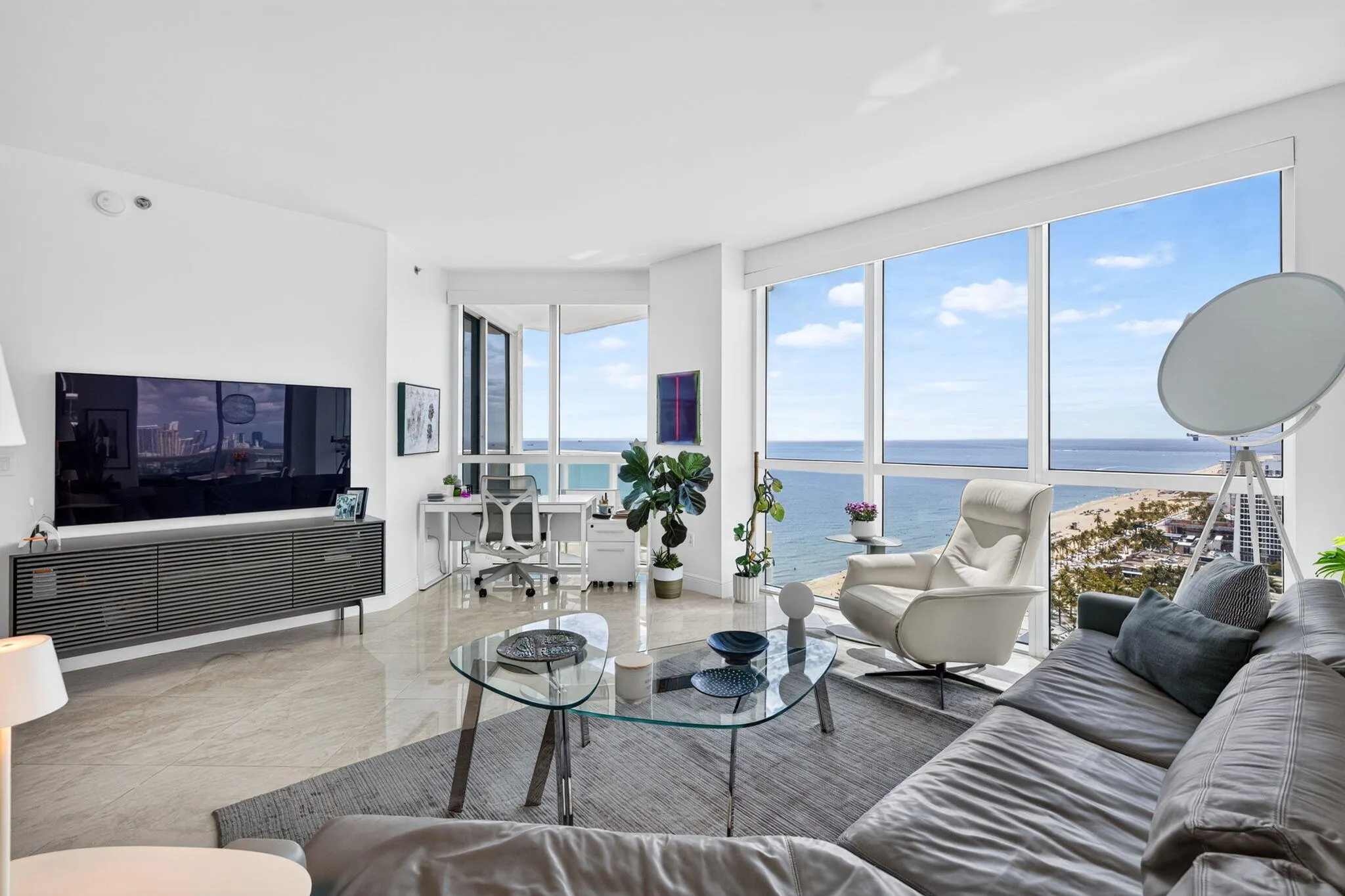 101 S FORT LAUDERDALE BEACH Boulevard #2407