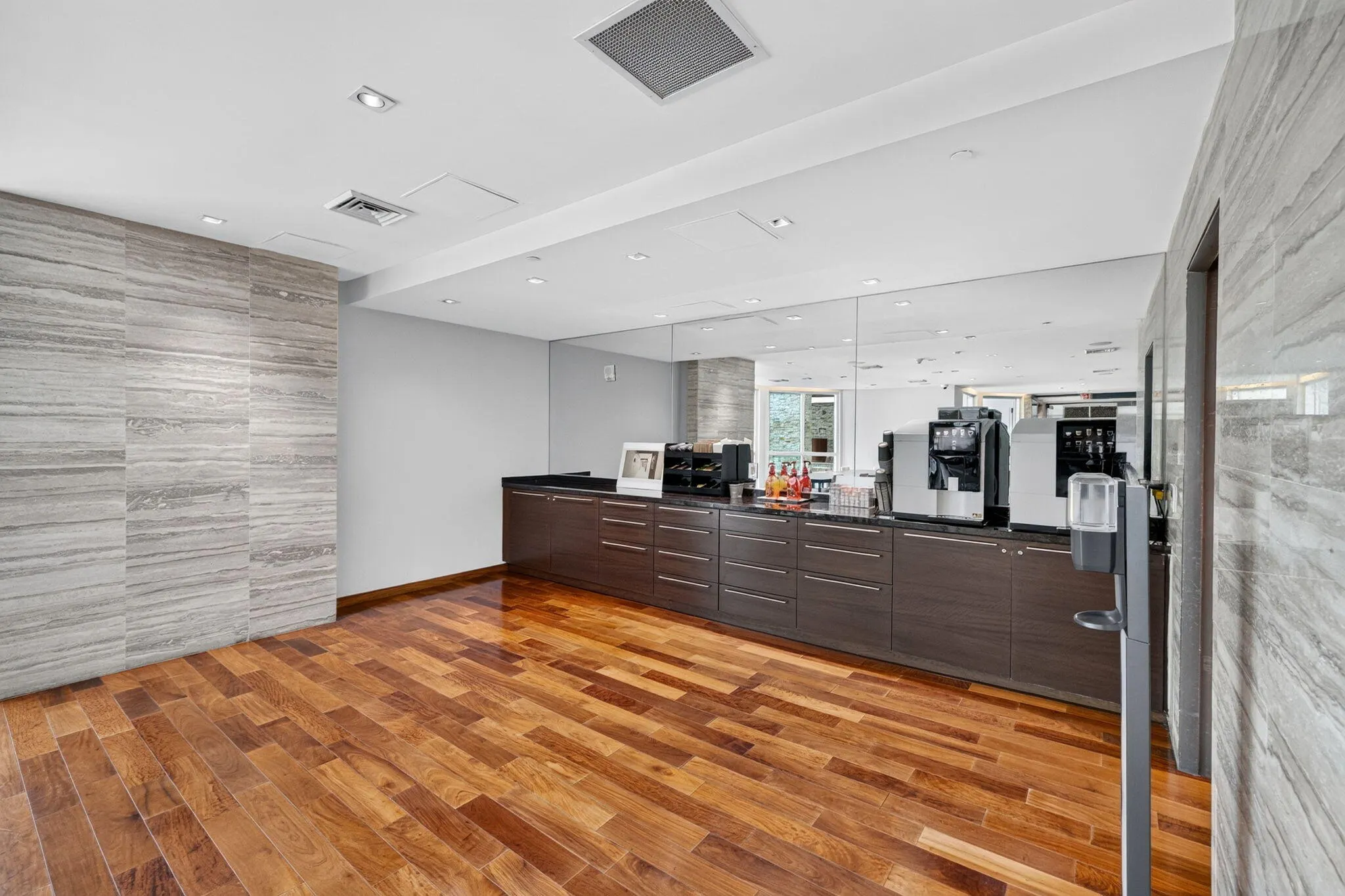 101 S FORT LAUDERDALE BEACH Boulevard #2407