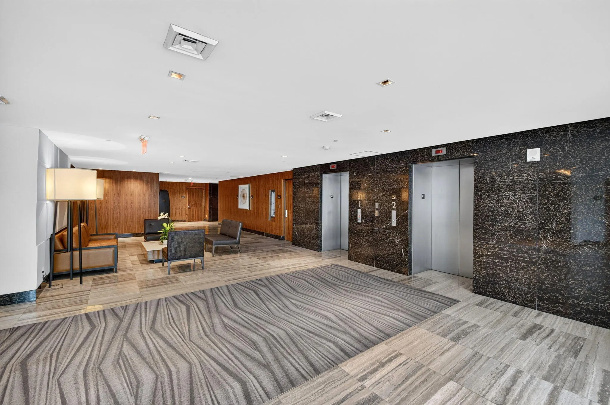 101 S FORT LAUDERDALE BEACH Boulevard #2407