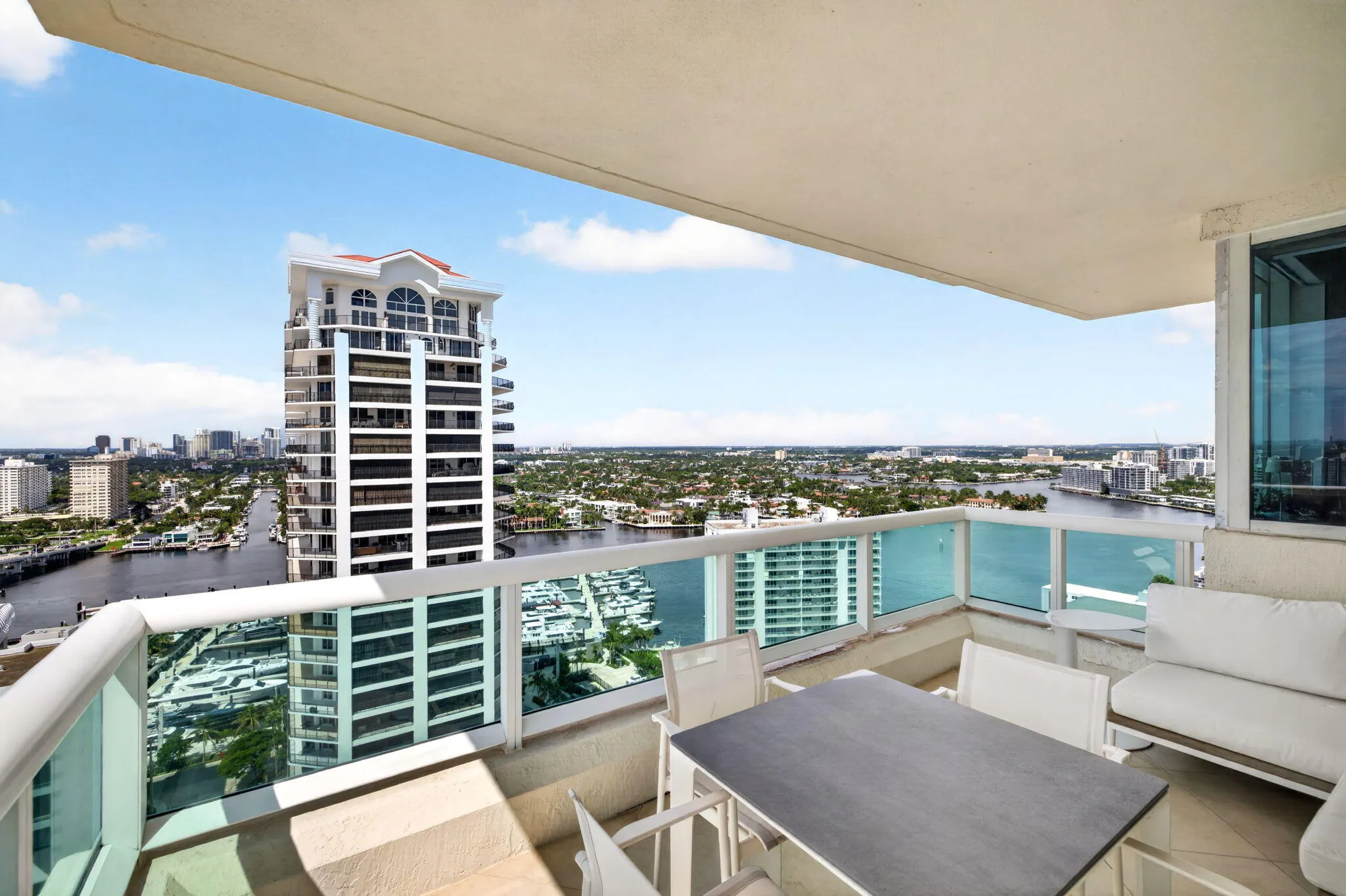 101 S FORT LAUDERDALE BEACH Boulevard #2407