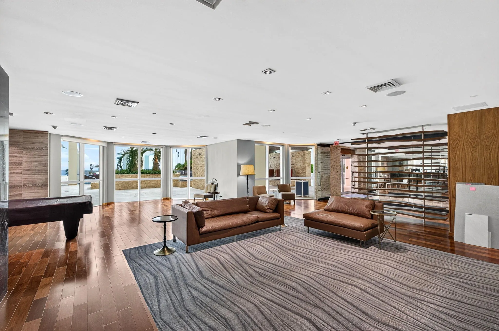101 S FORT LAUDERDALE BEACH Boulevard #2407