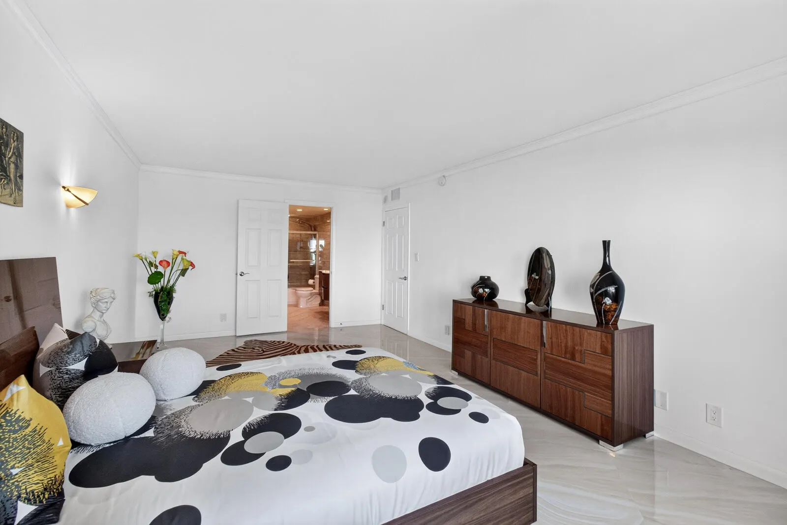 875 E CAMINO REAL #7E