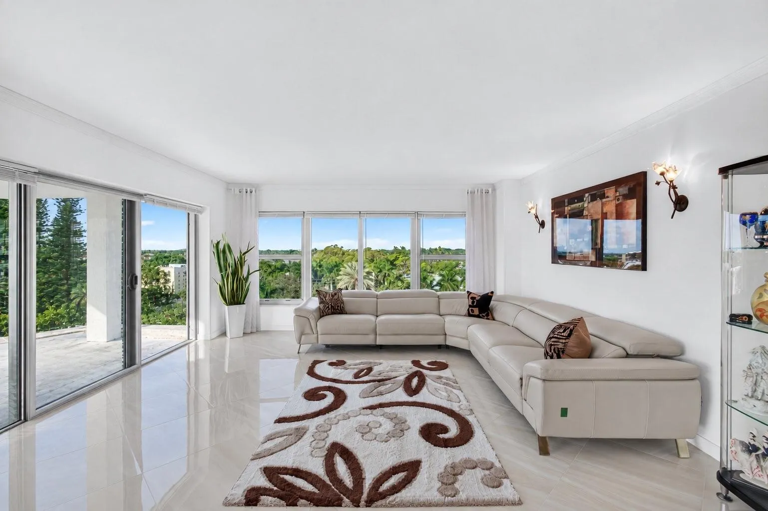 875 E CAMINO REAL #7E