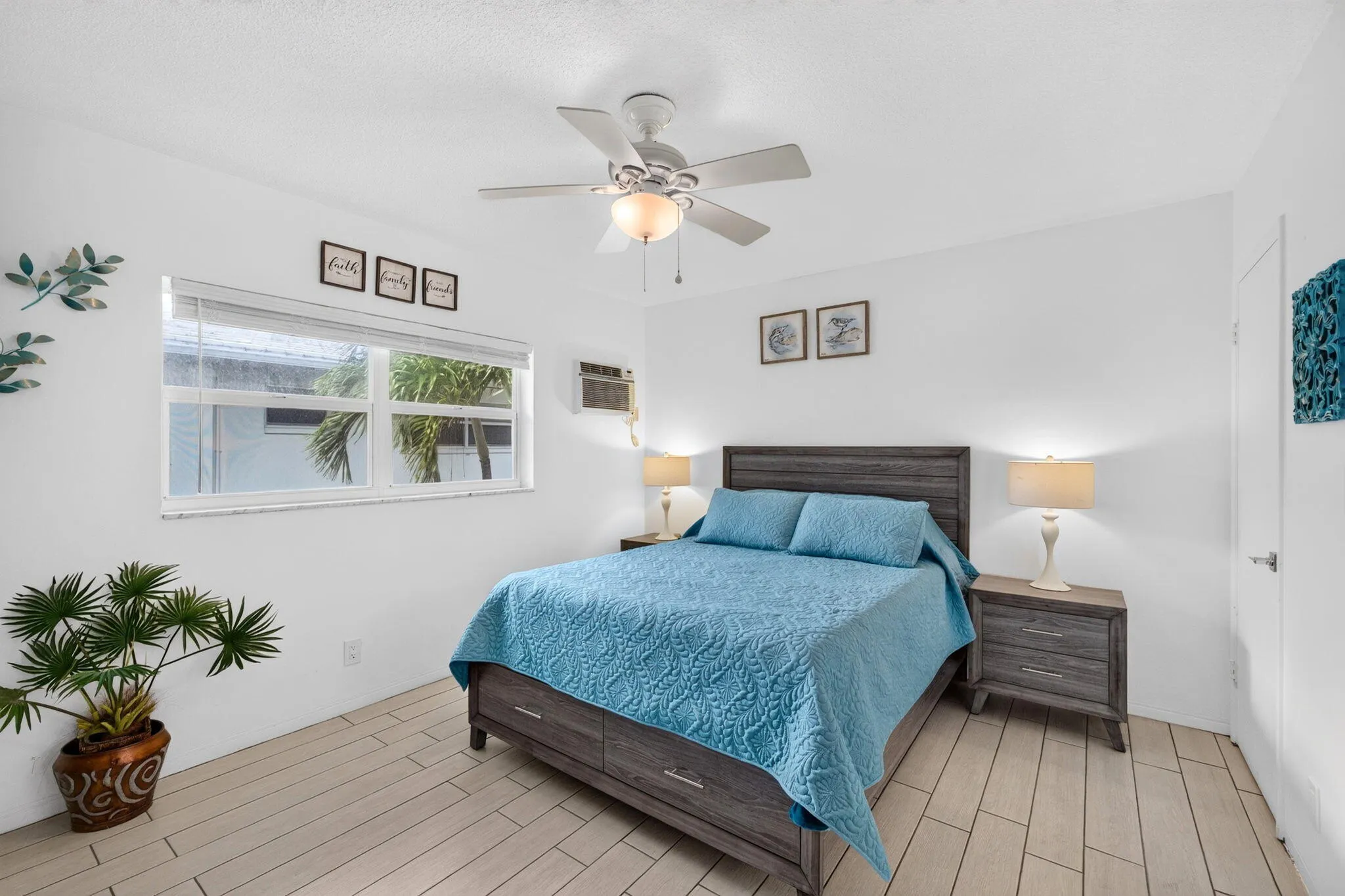 2830 NE 30TH Street #19