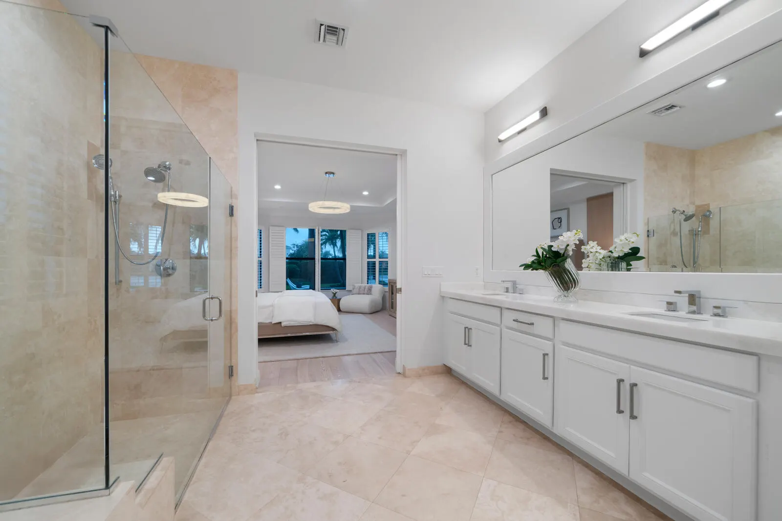 2565 NW 69th Street
