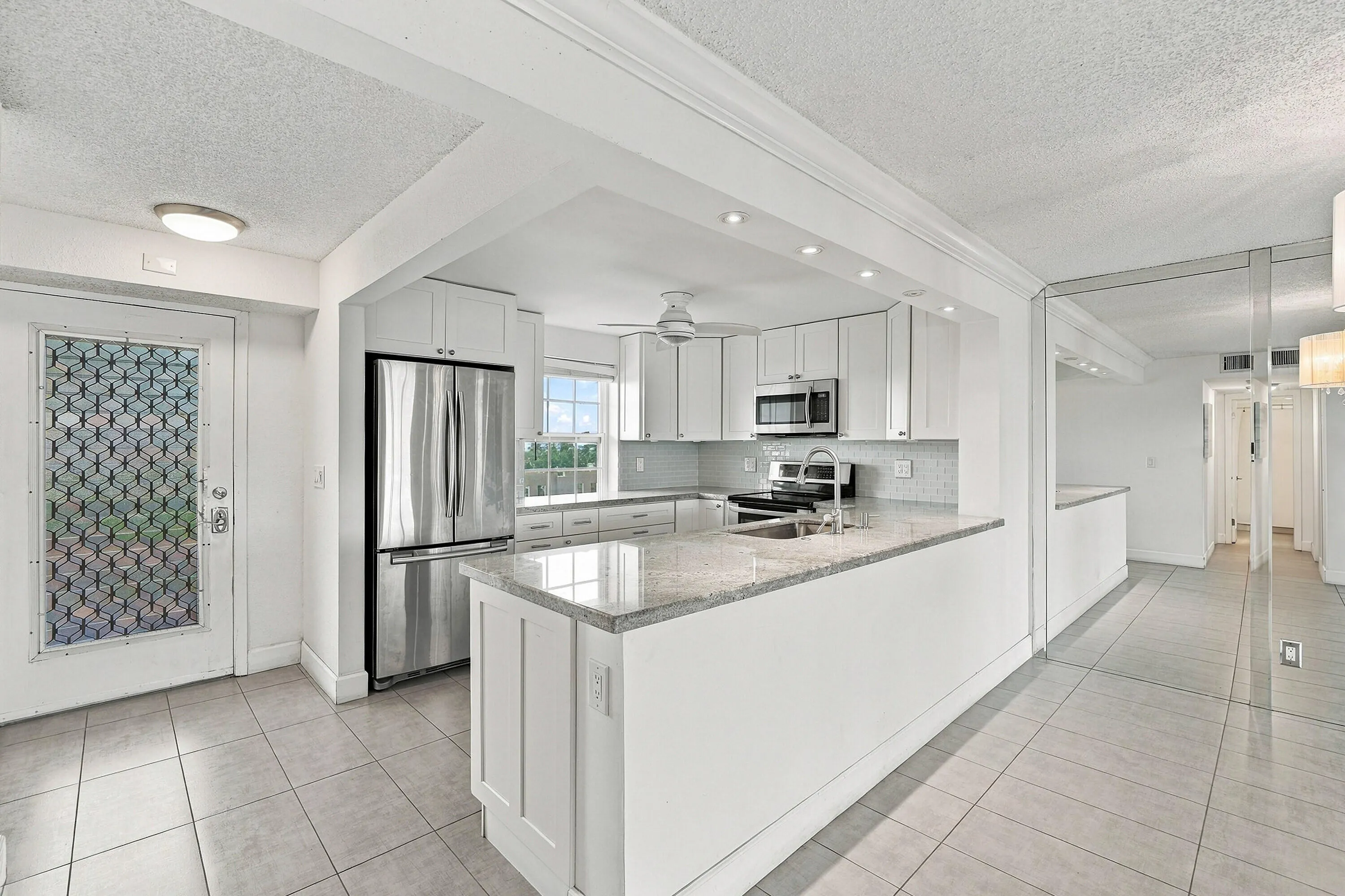 111 SE 3RD Avenue #602