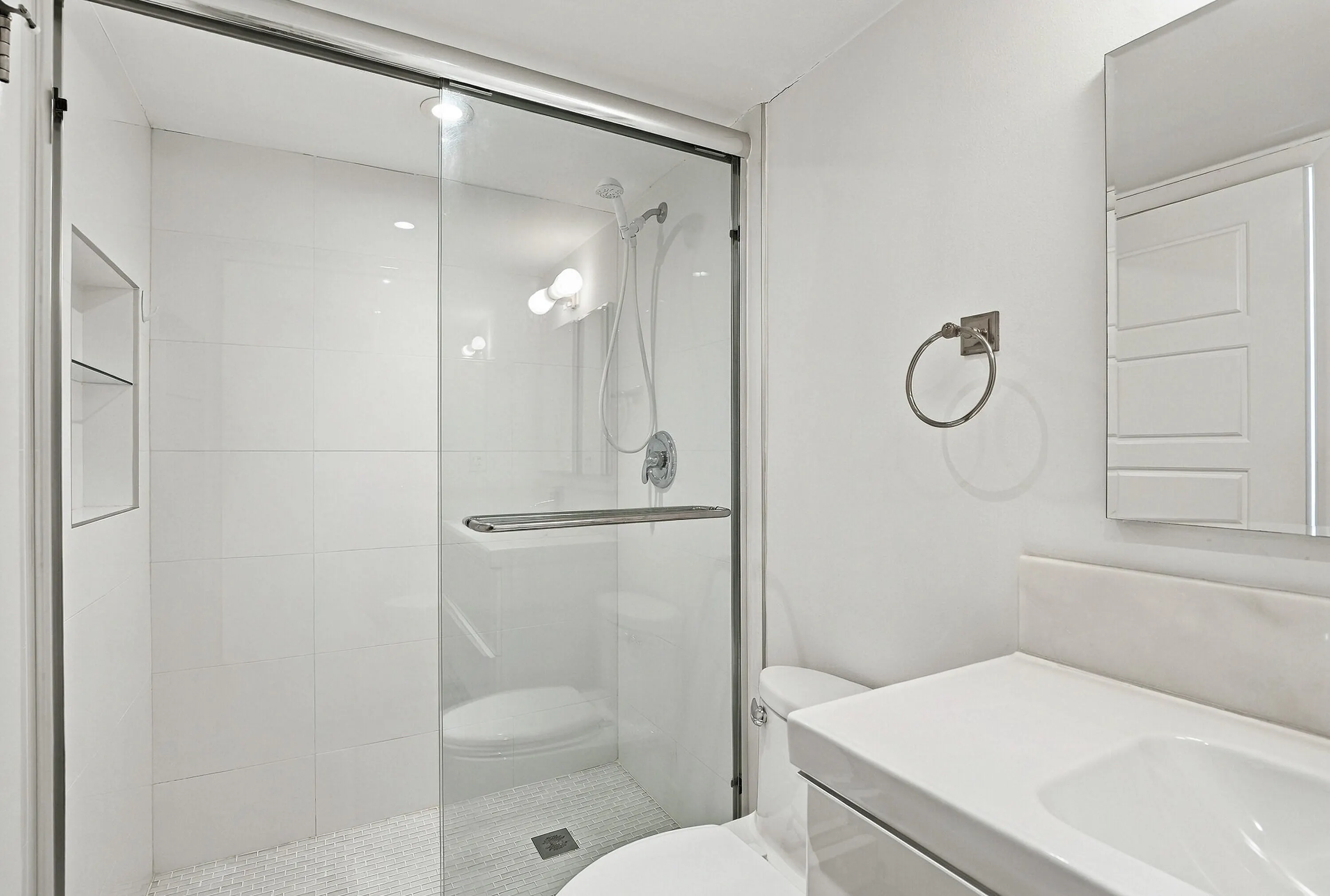 111 SE 3RD Avenue #602