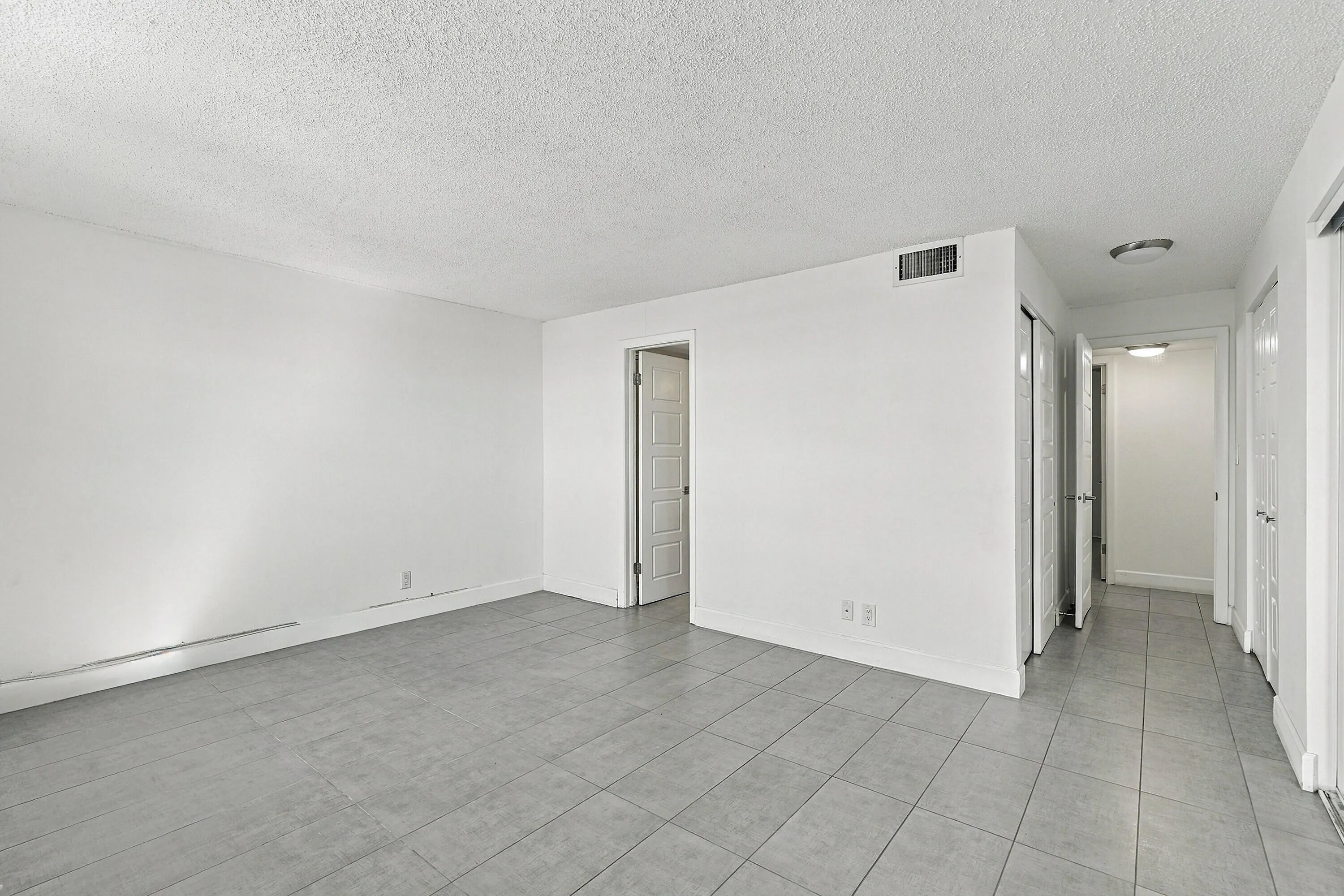 111 SE 3RD Avenue #602