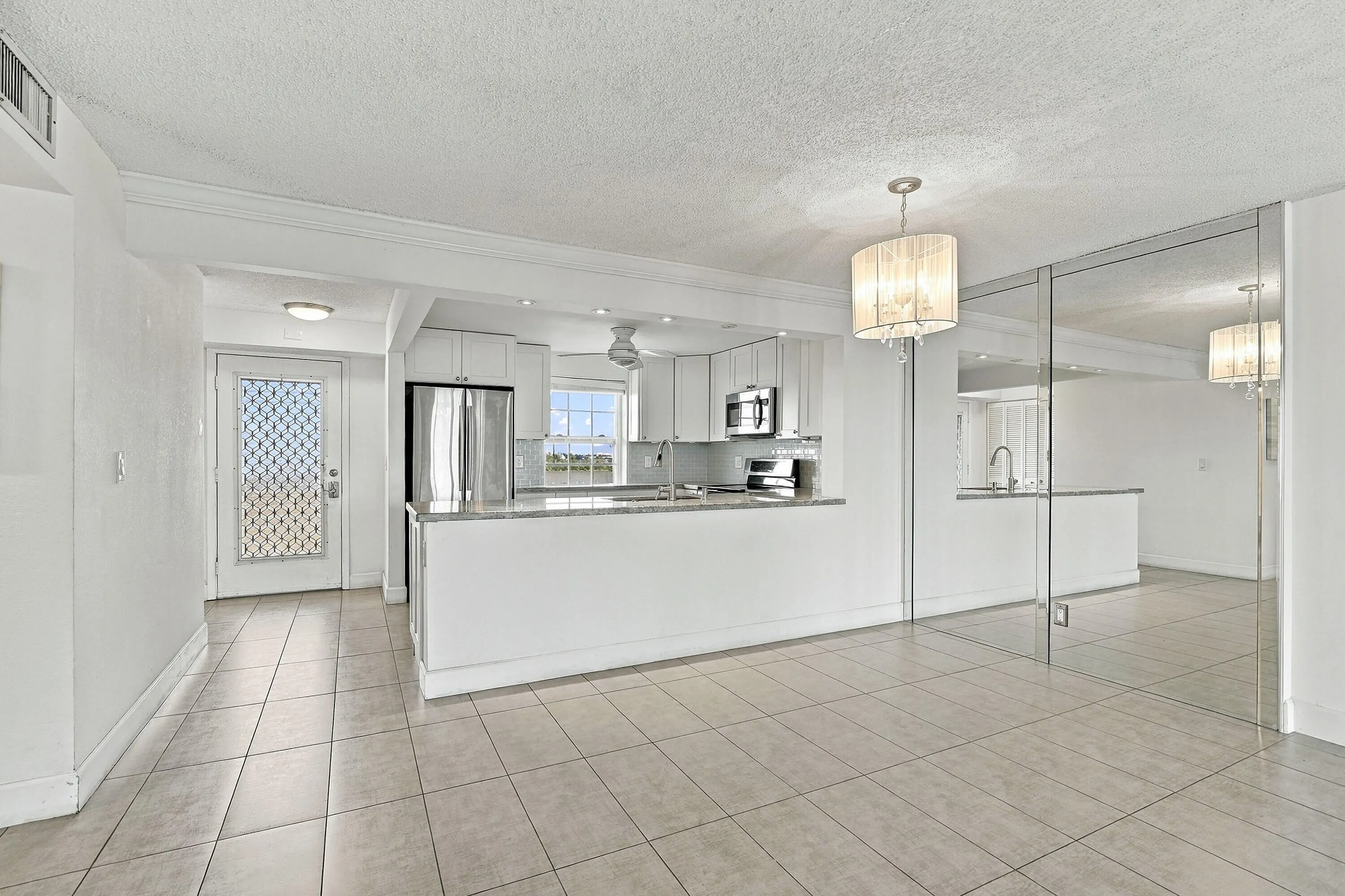 111 SE 3RD Avenue #602