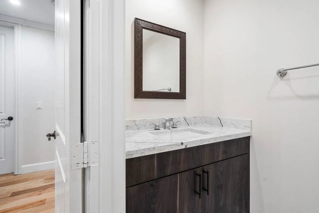200 NE 2nd Avenue #209