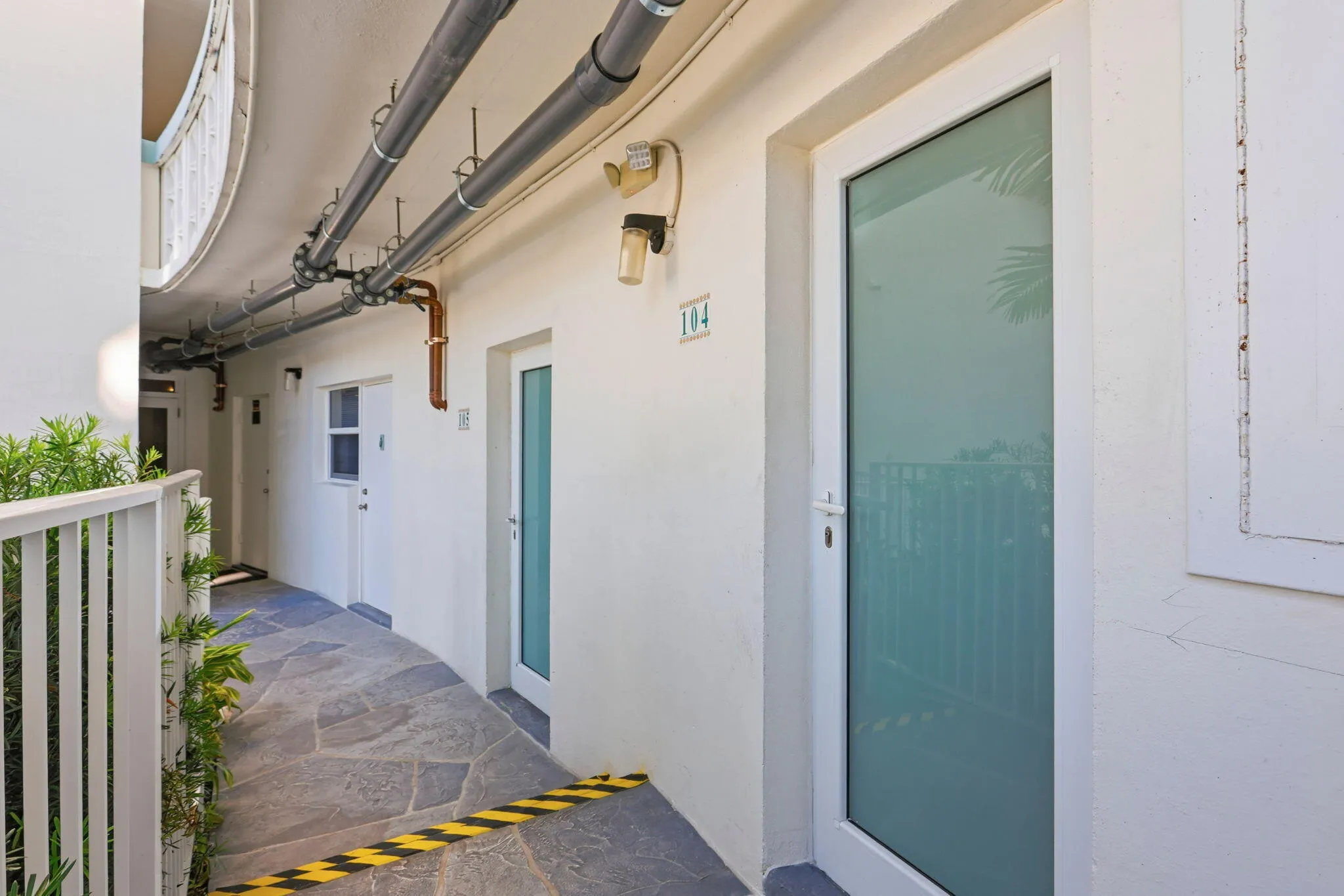 3250 NE 28TH Street #104