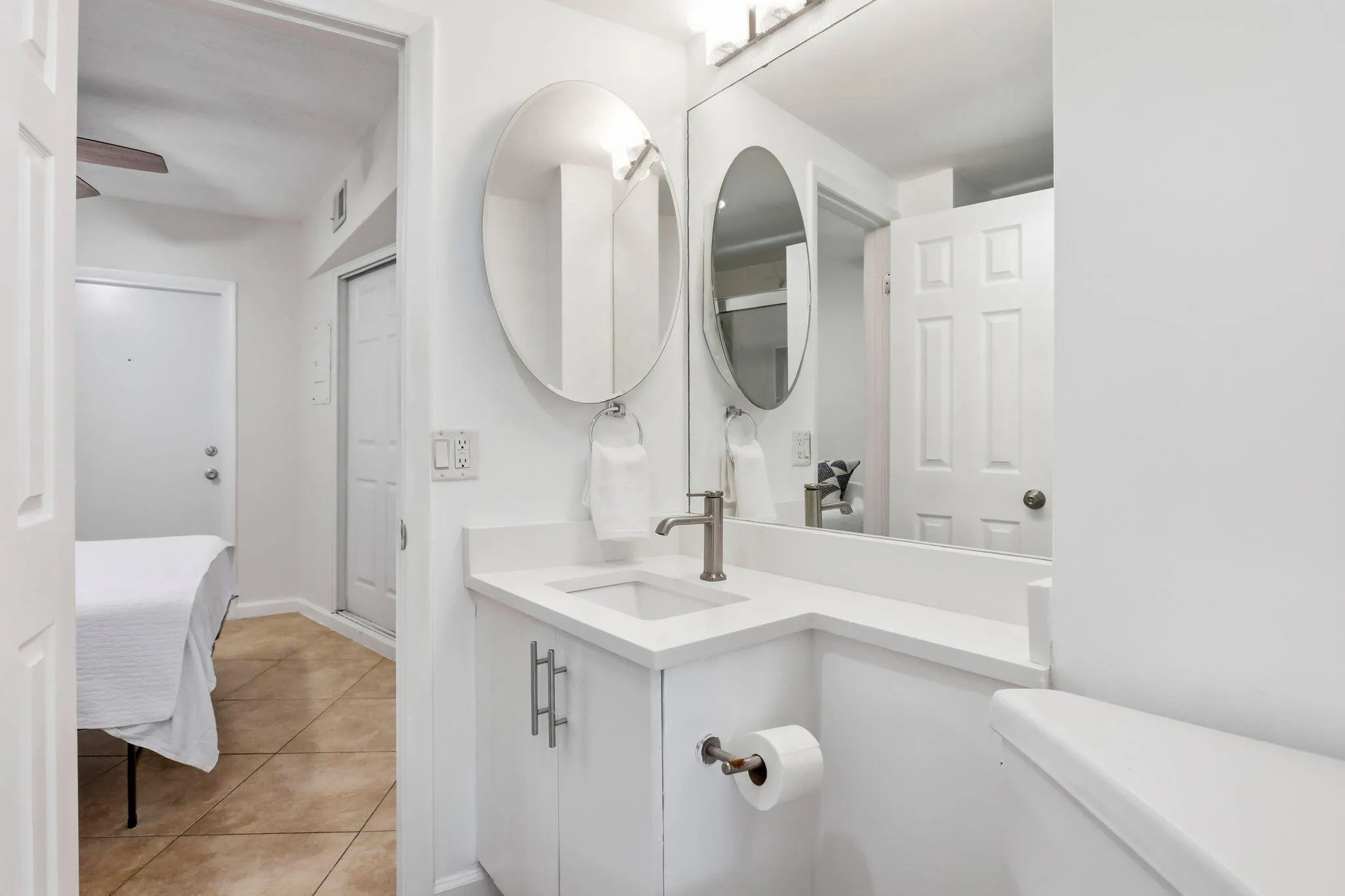 3250 NE 28TH Street #104