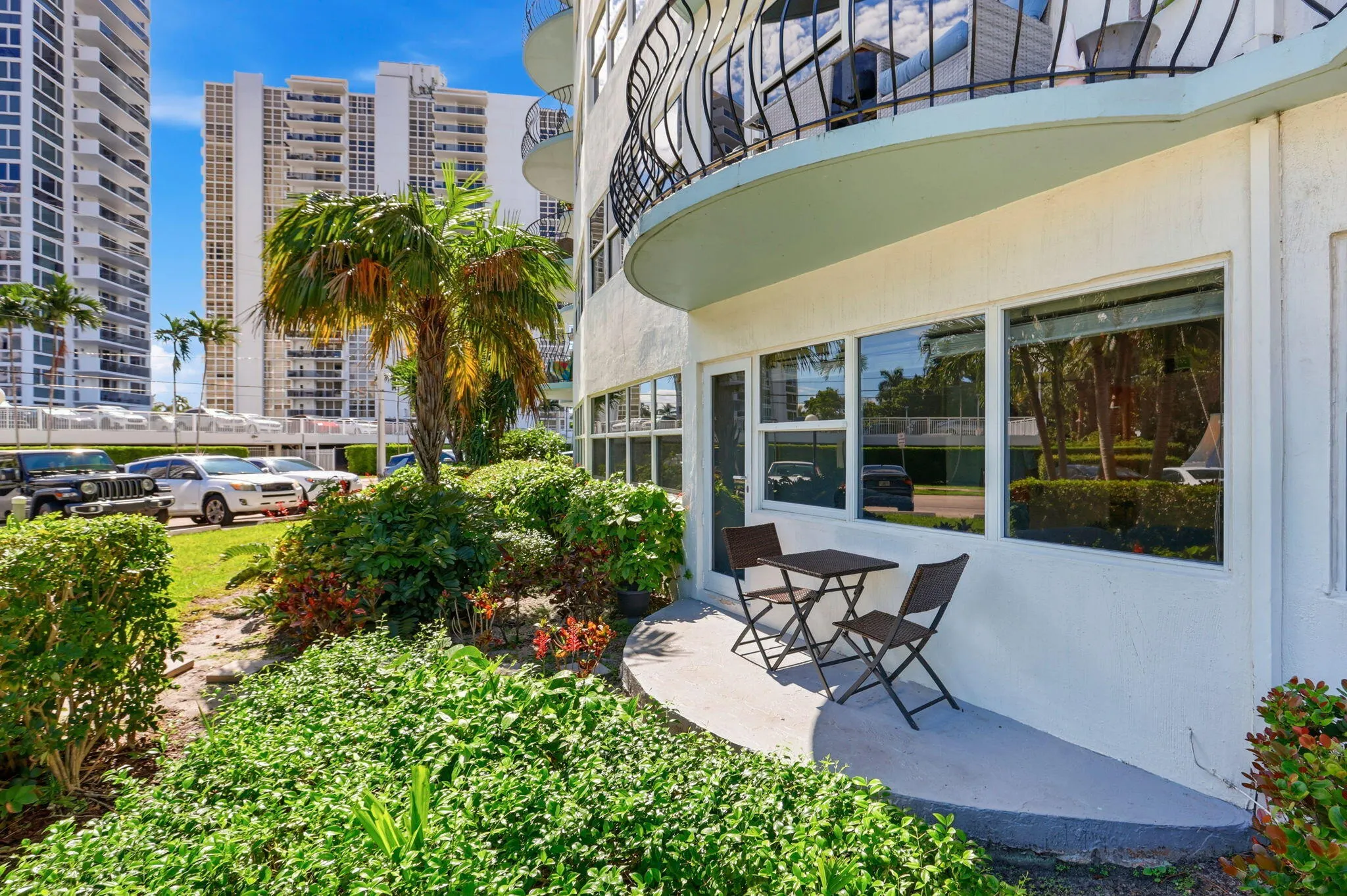 3250 NE 28TH Street #104