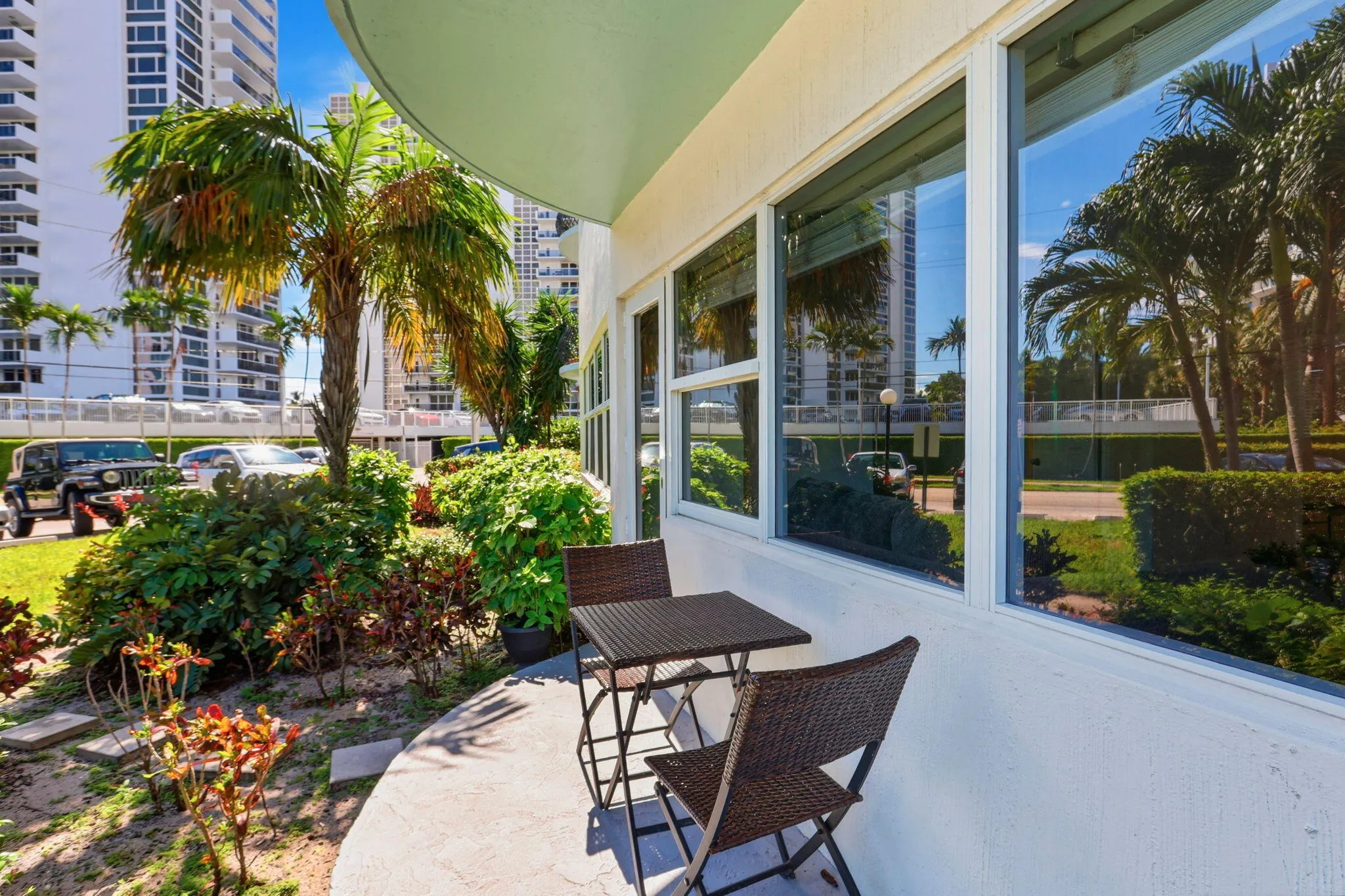 3250 NE 28TH Street #104