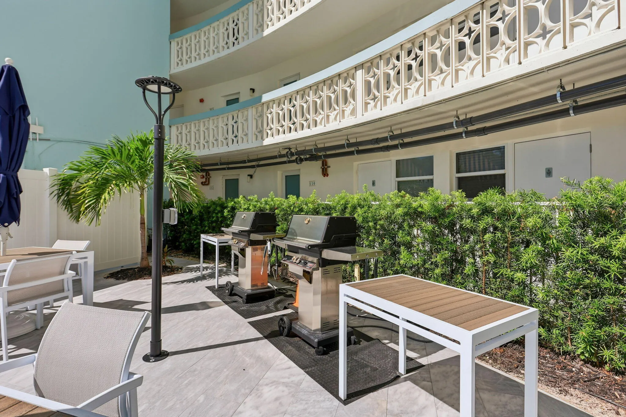 3250 NE 28TH Street #104
