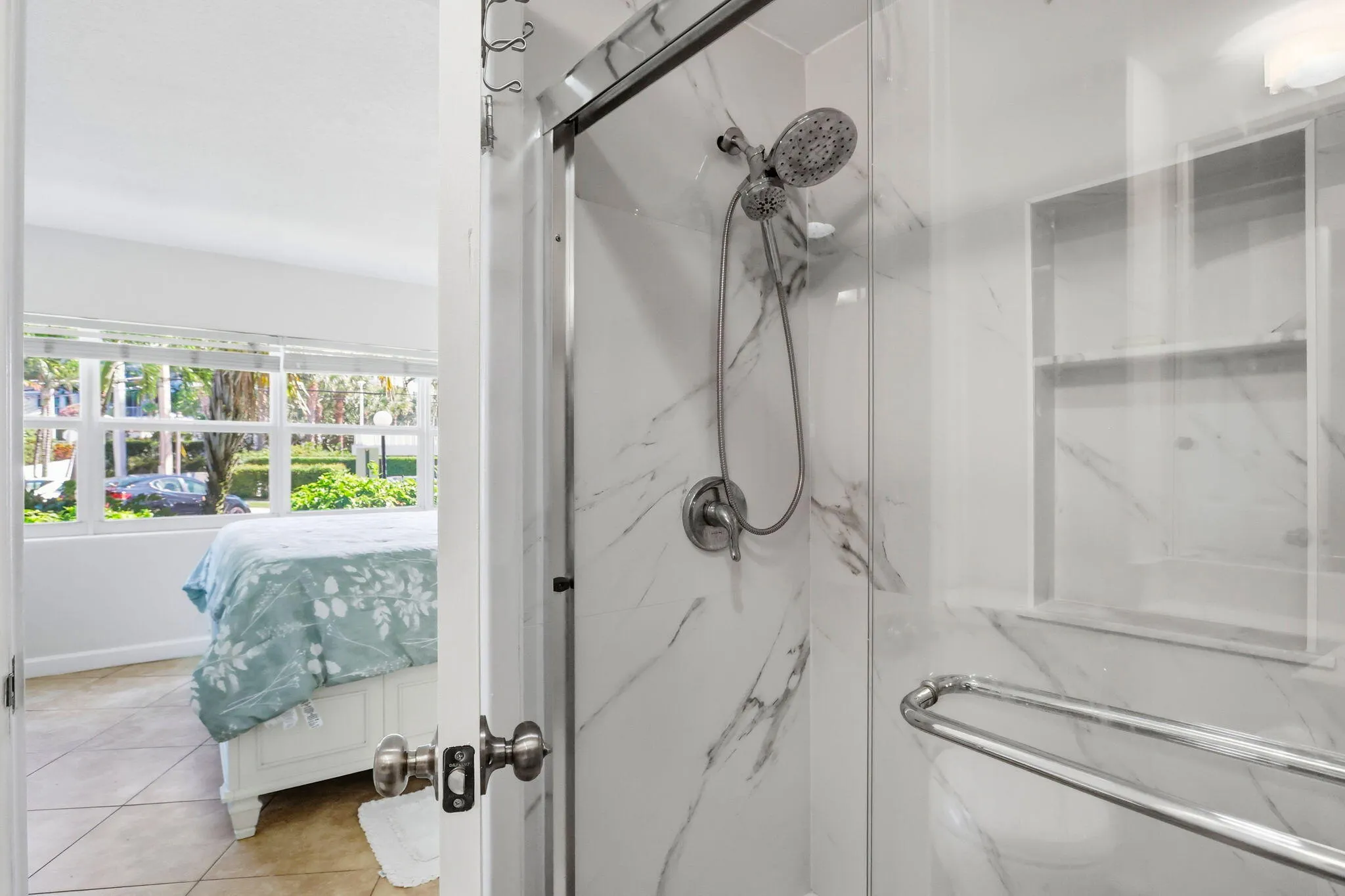 3250 NE 28TH Street #104