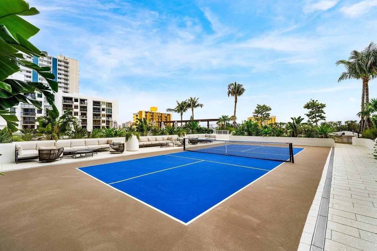 900 N OCEAN Boulevard #606