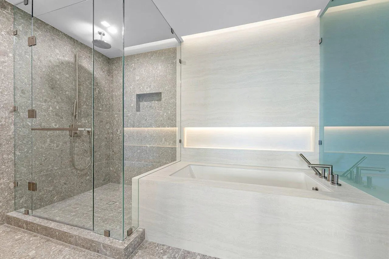 900 N OCEAN Boulevard #606