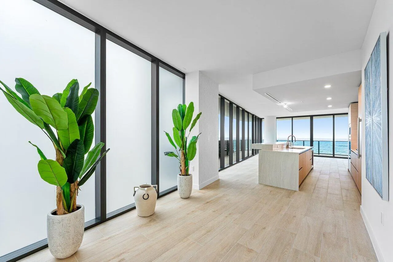 900 N OCEAN Boulevard #606