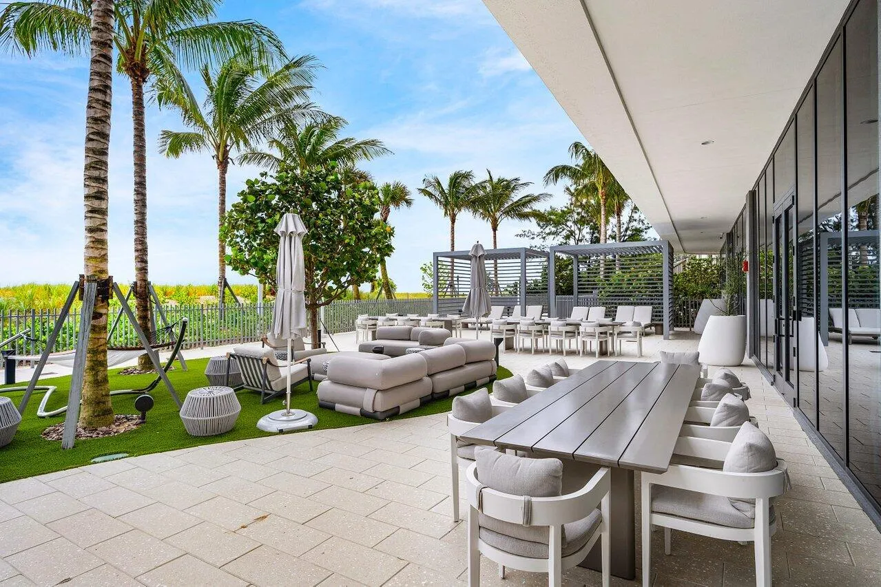 900 N OCEAN Boulevard #606