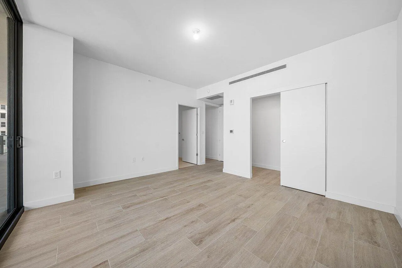 900 N OCEAN Boulevard #606