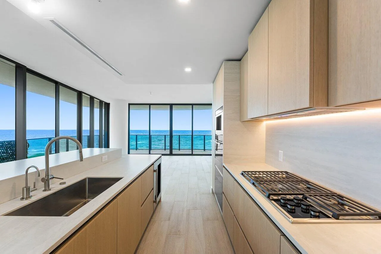 900 N OCEAN Boulevard #606
