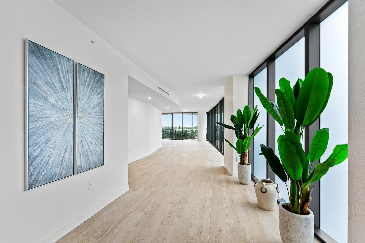 900 N OCEAN Boulevard #606