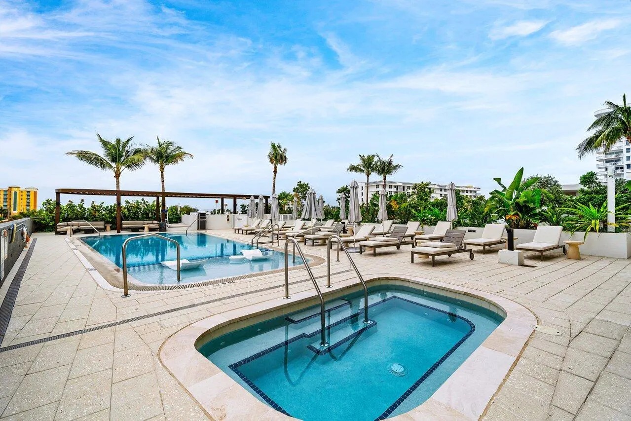 900 N OCEAN Boulevard #606