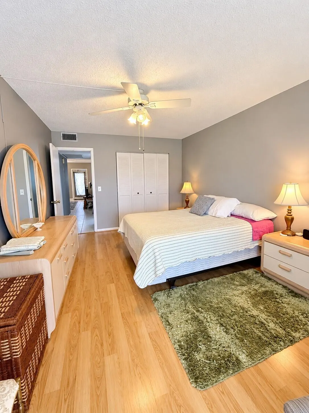 3079 EXETER E