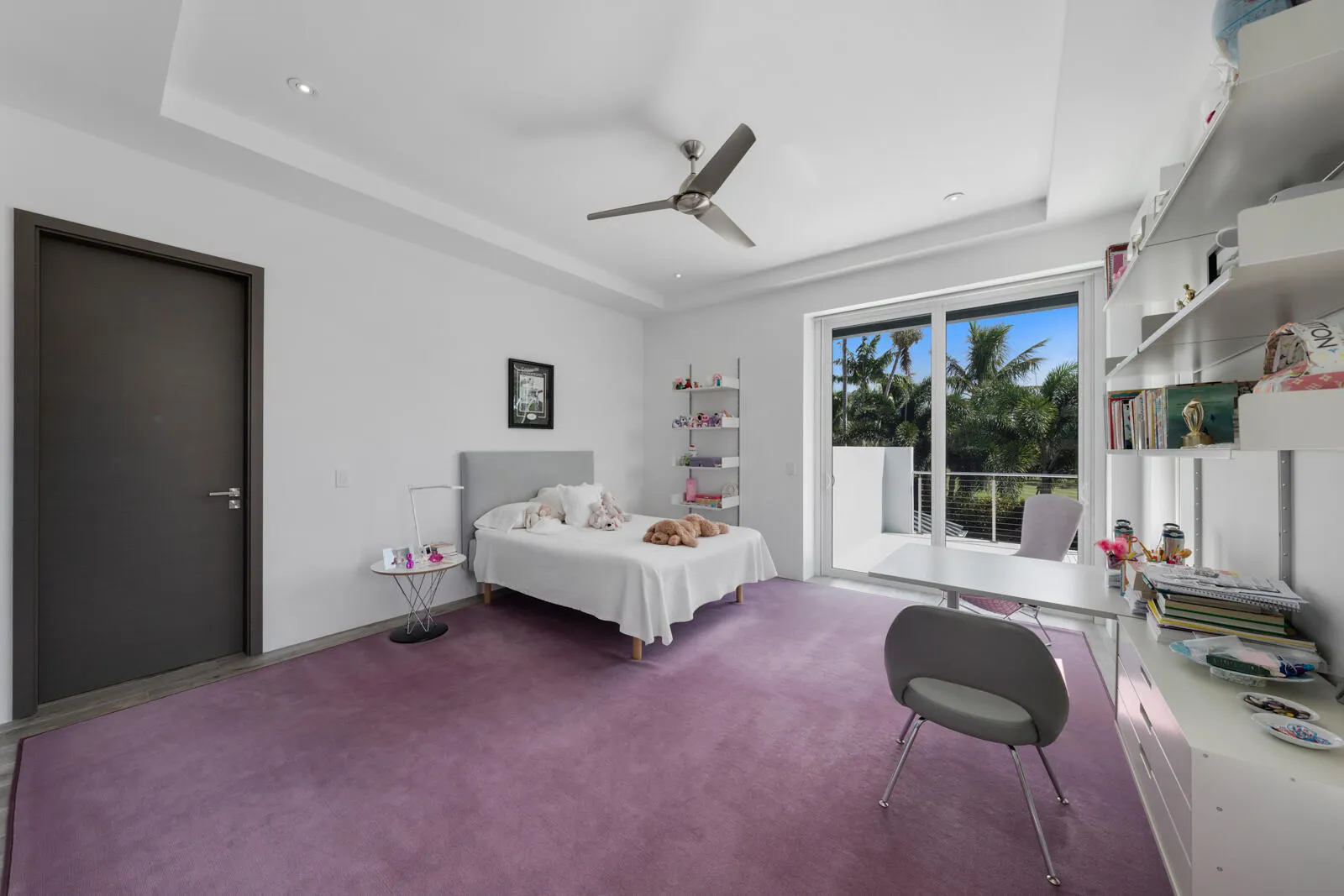 1900 Sabal Palm Drive