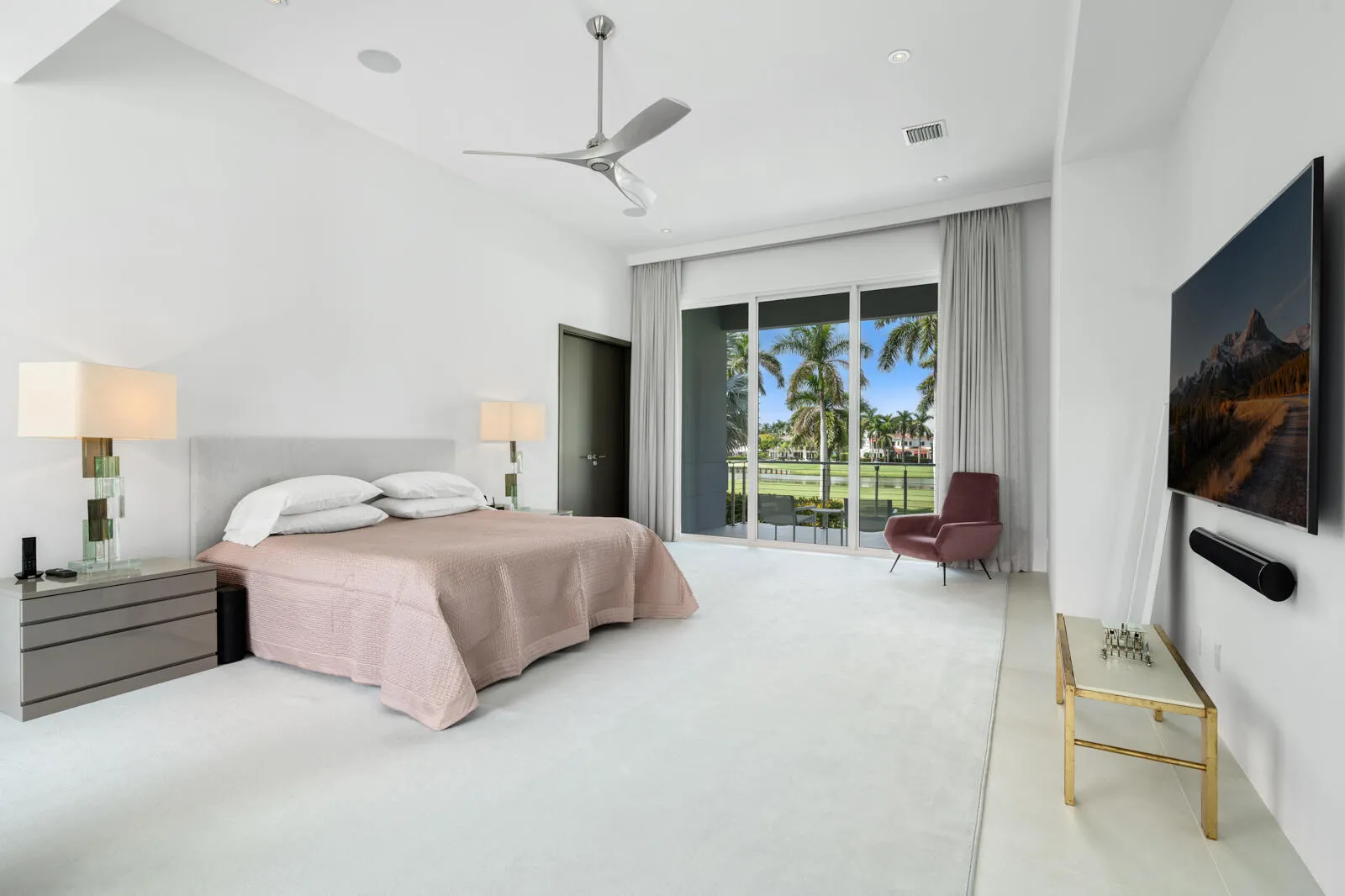 1900 Sabal Palm Drive