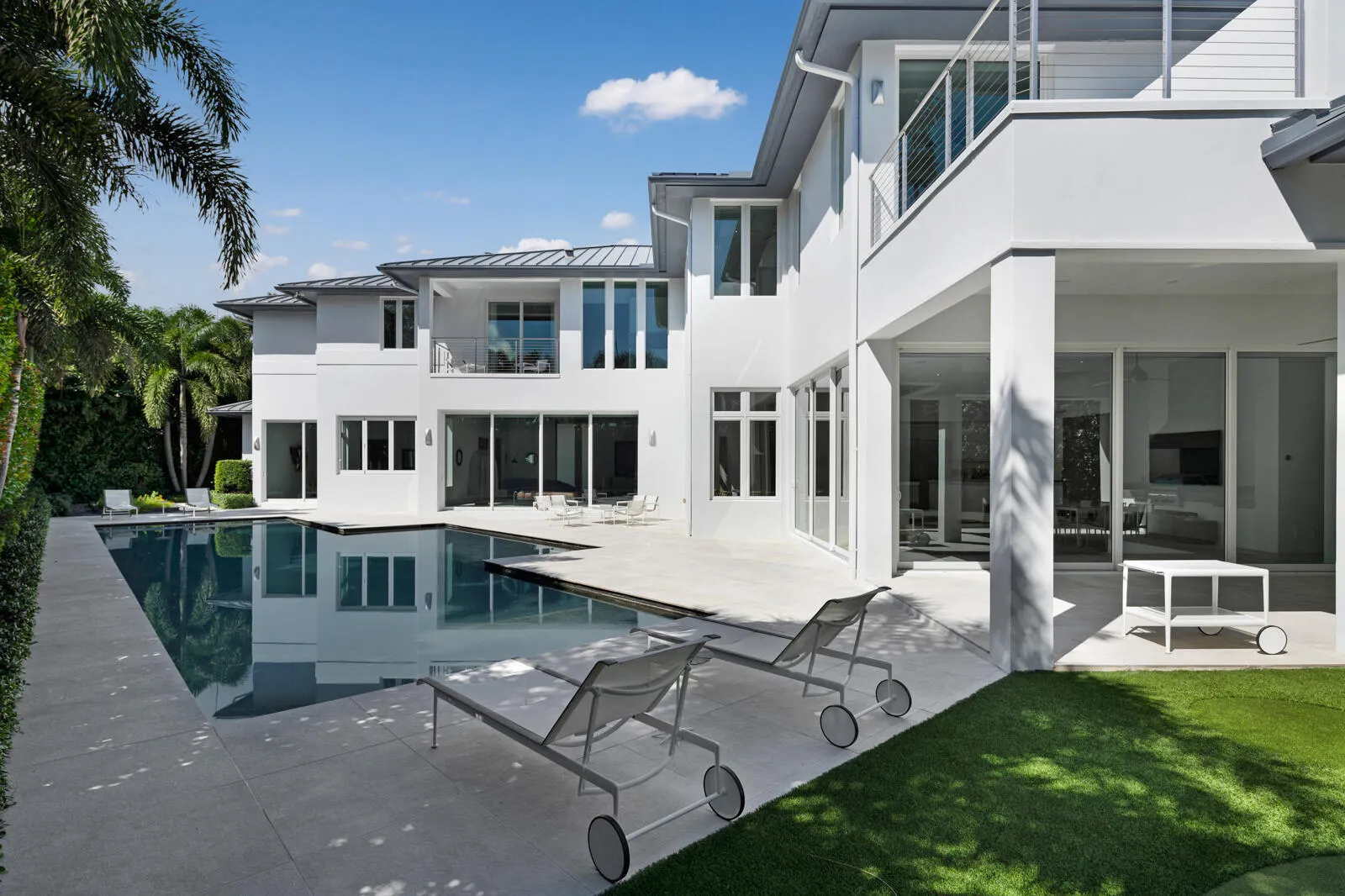 1900 Sabal Palm Drive