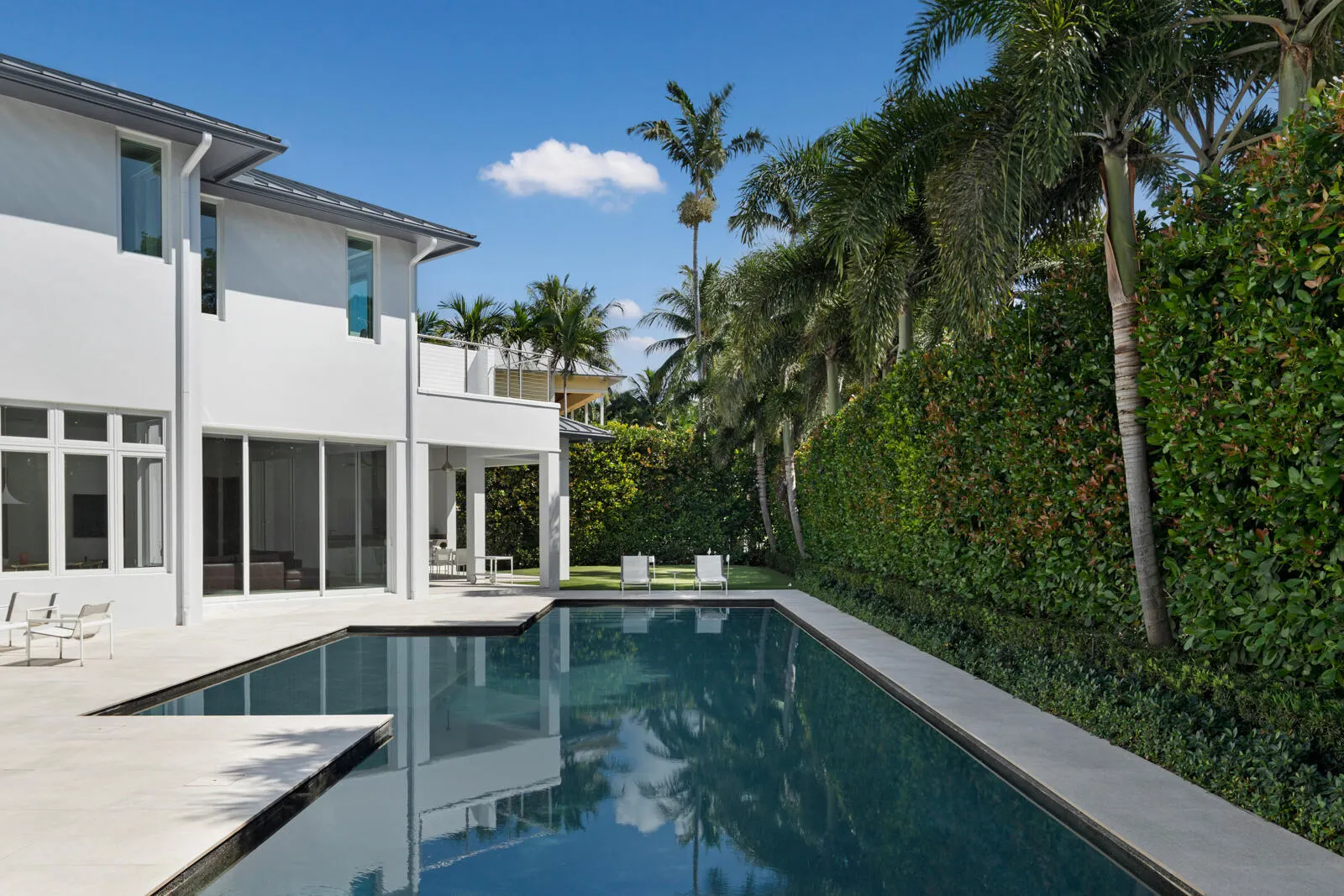 1900 Sabal Palm Drive