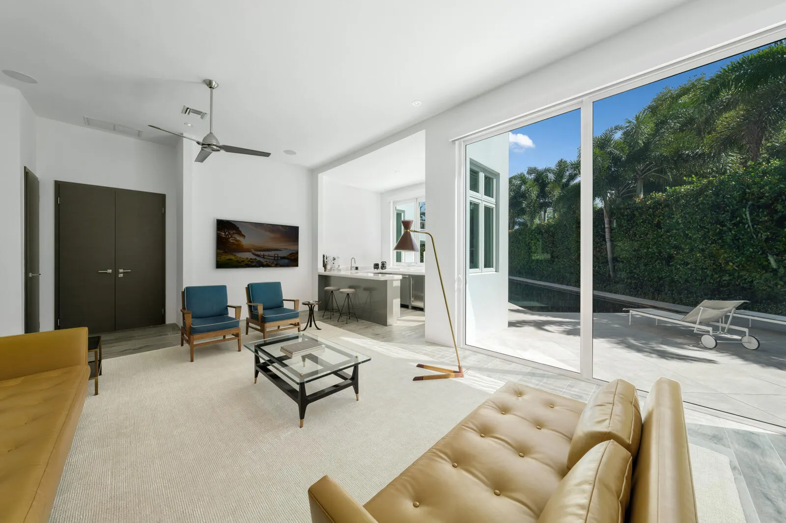 1900 Sabal Palm Drive