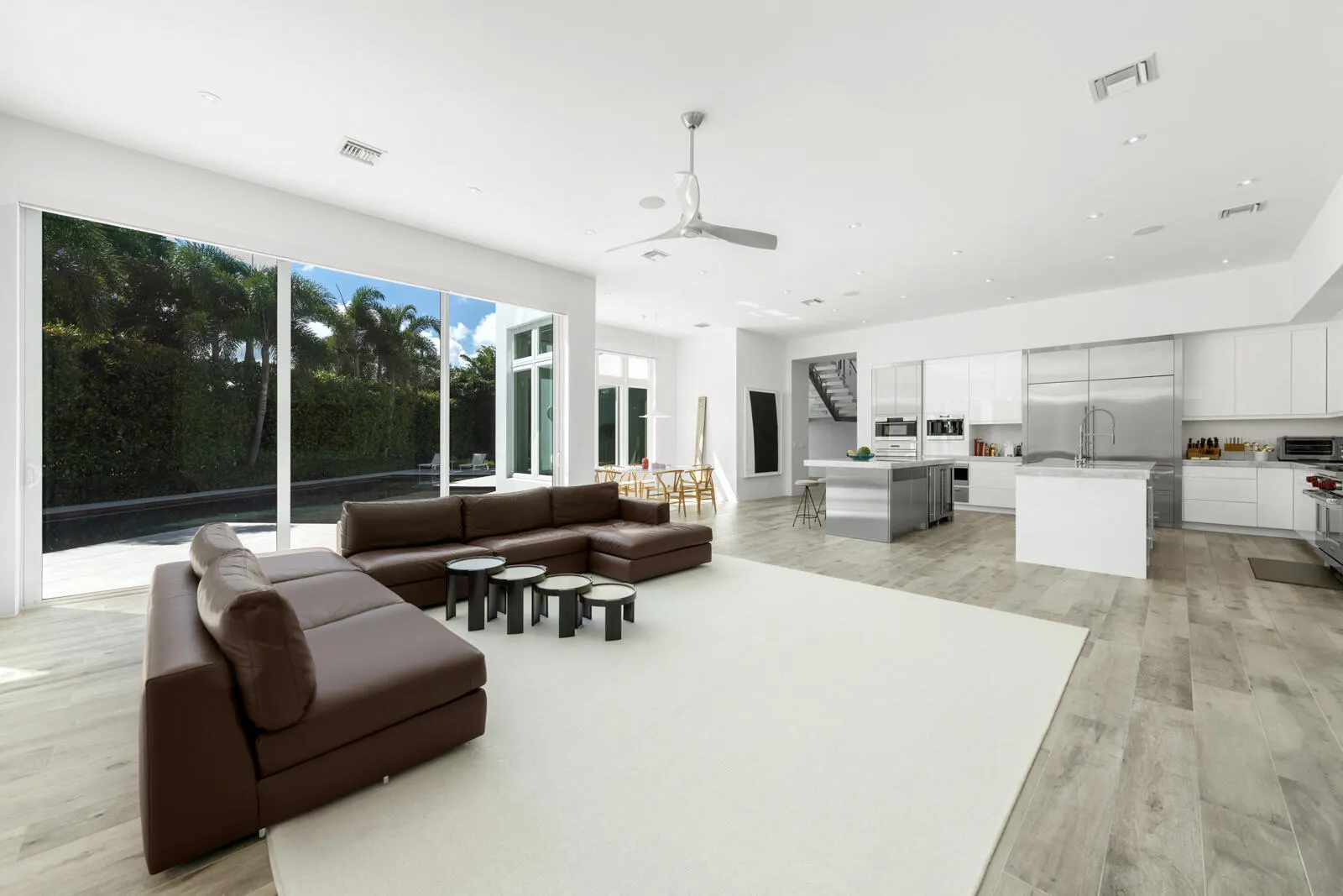 1900 Sabal Palm Drive