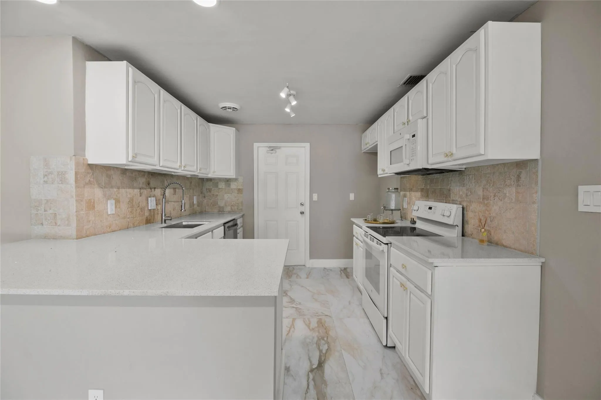1010 NE 24TH Street