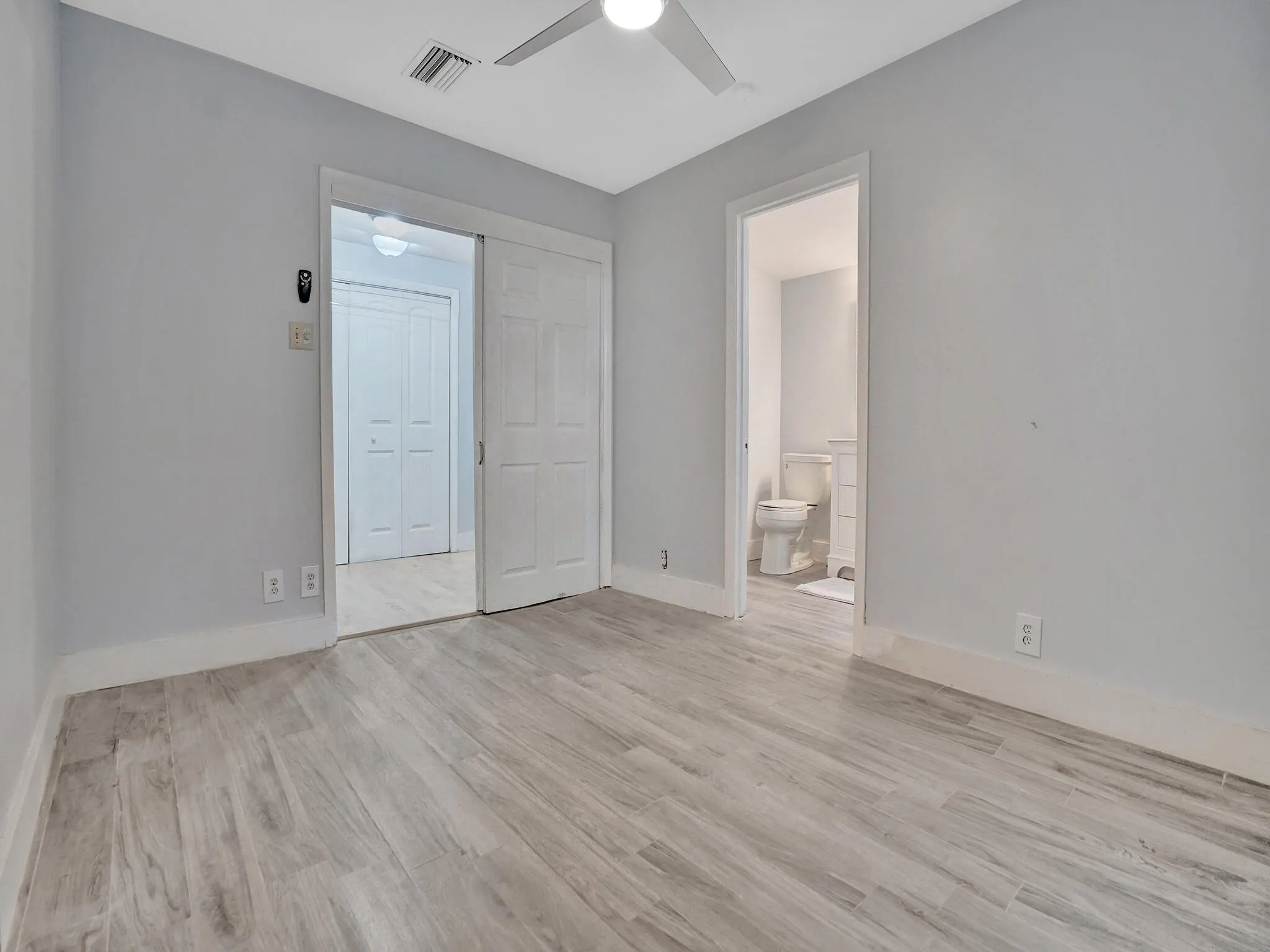 720 SW 11th Court