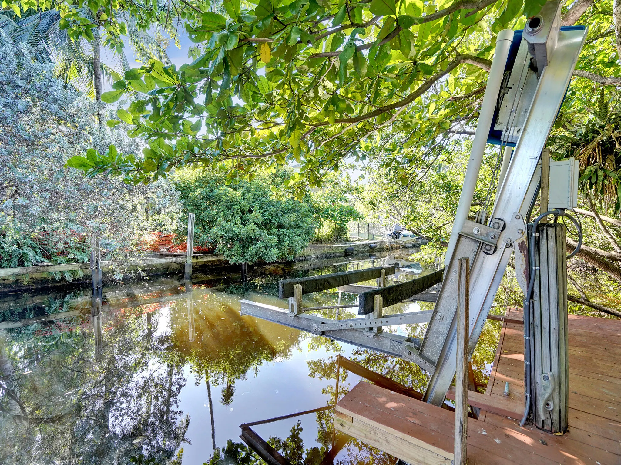 720 SW 11th Court