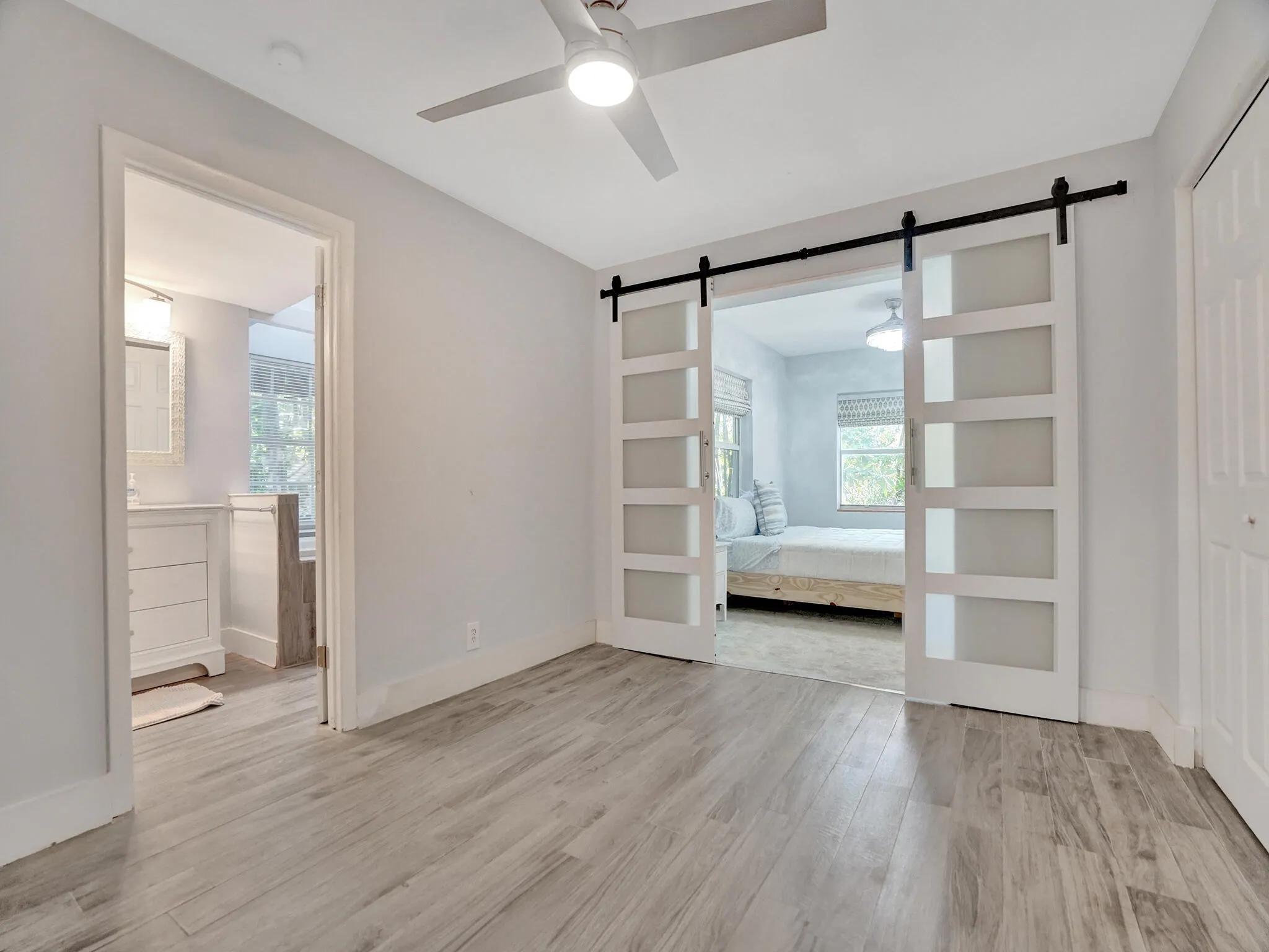 720 SW 11th Court