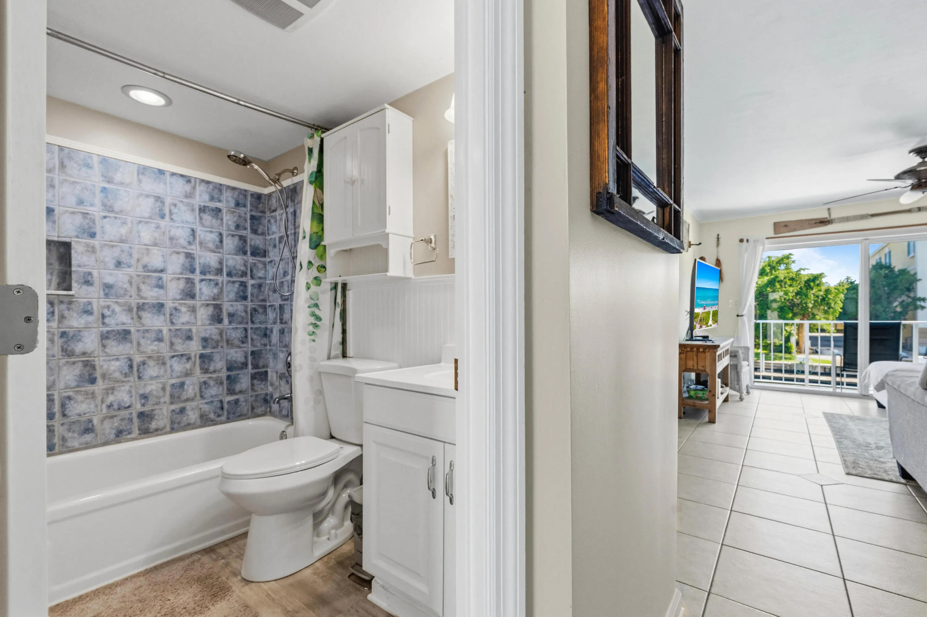 2400 NE 16TH Street #212