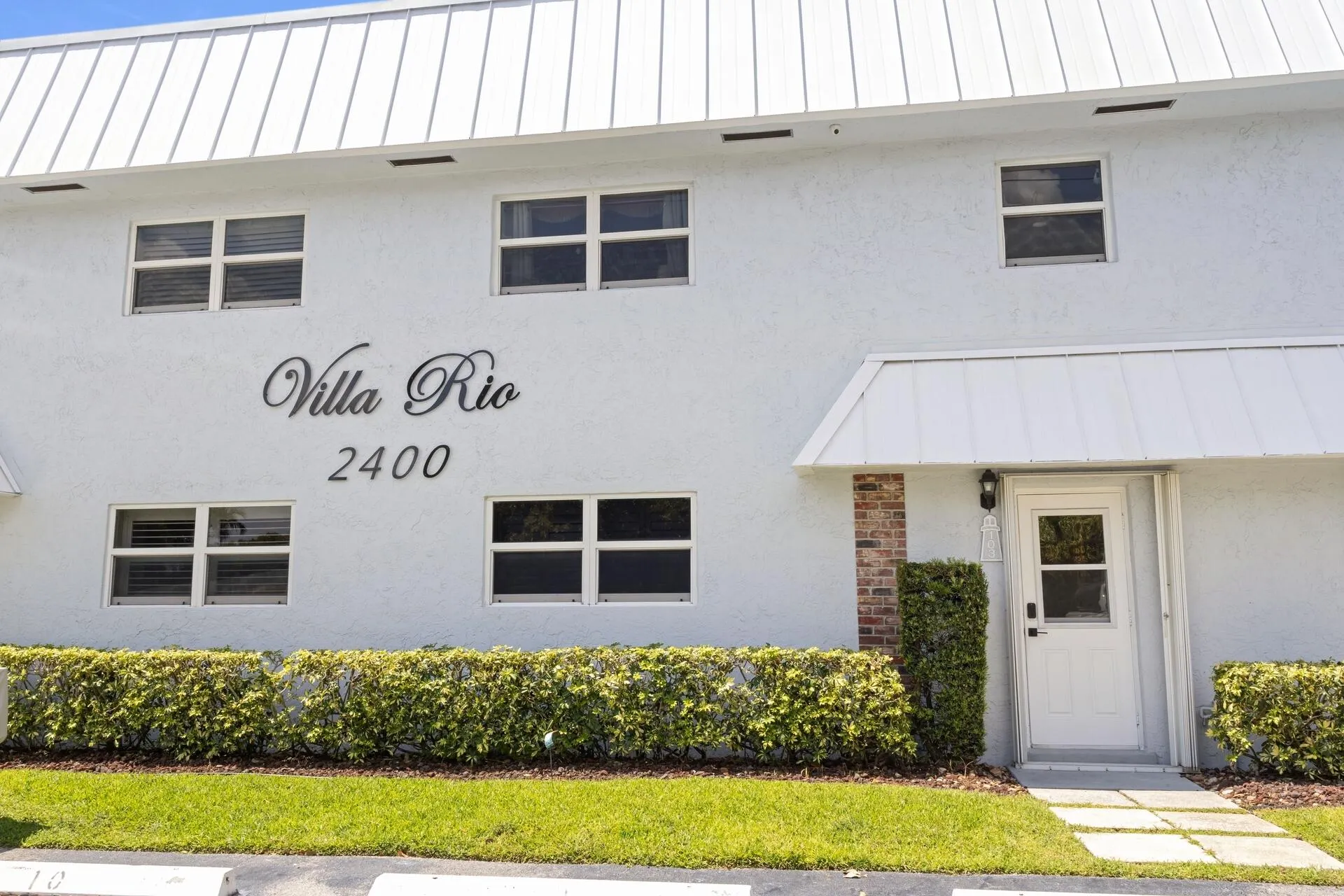 2400 NE 16TH Street #212