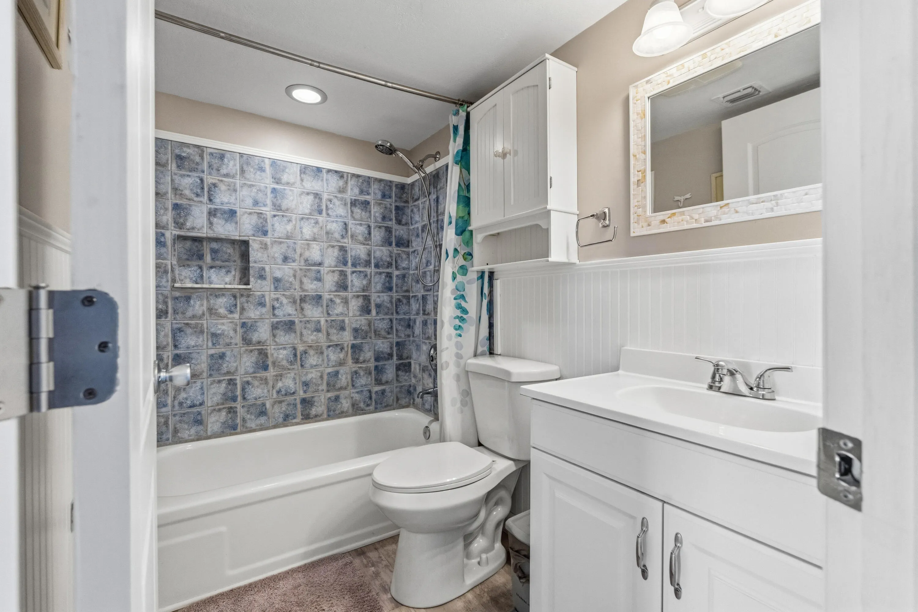 2400 NE 16TH Street #212