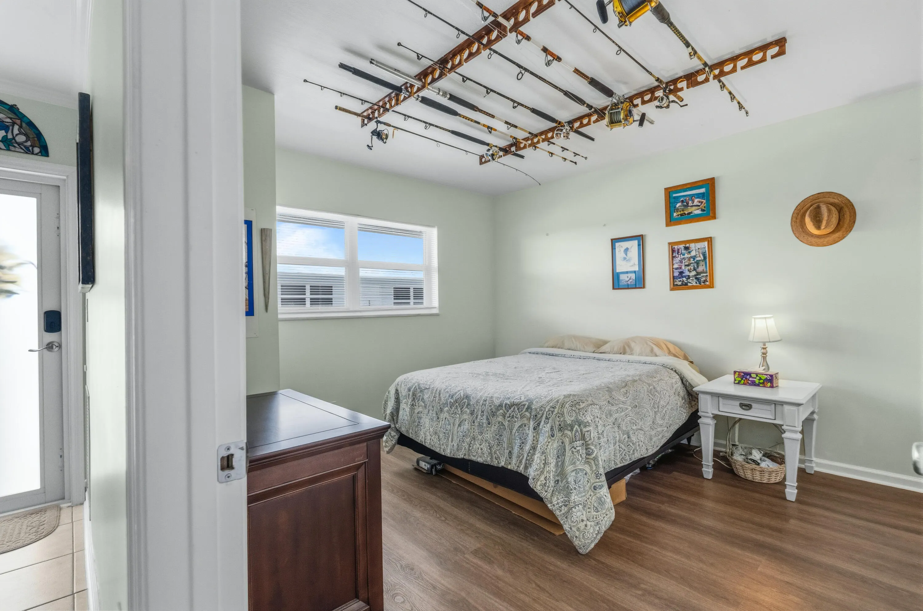 2400 NE 16TH Street #212