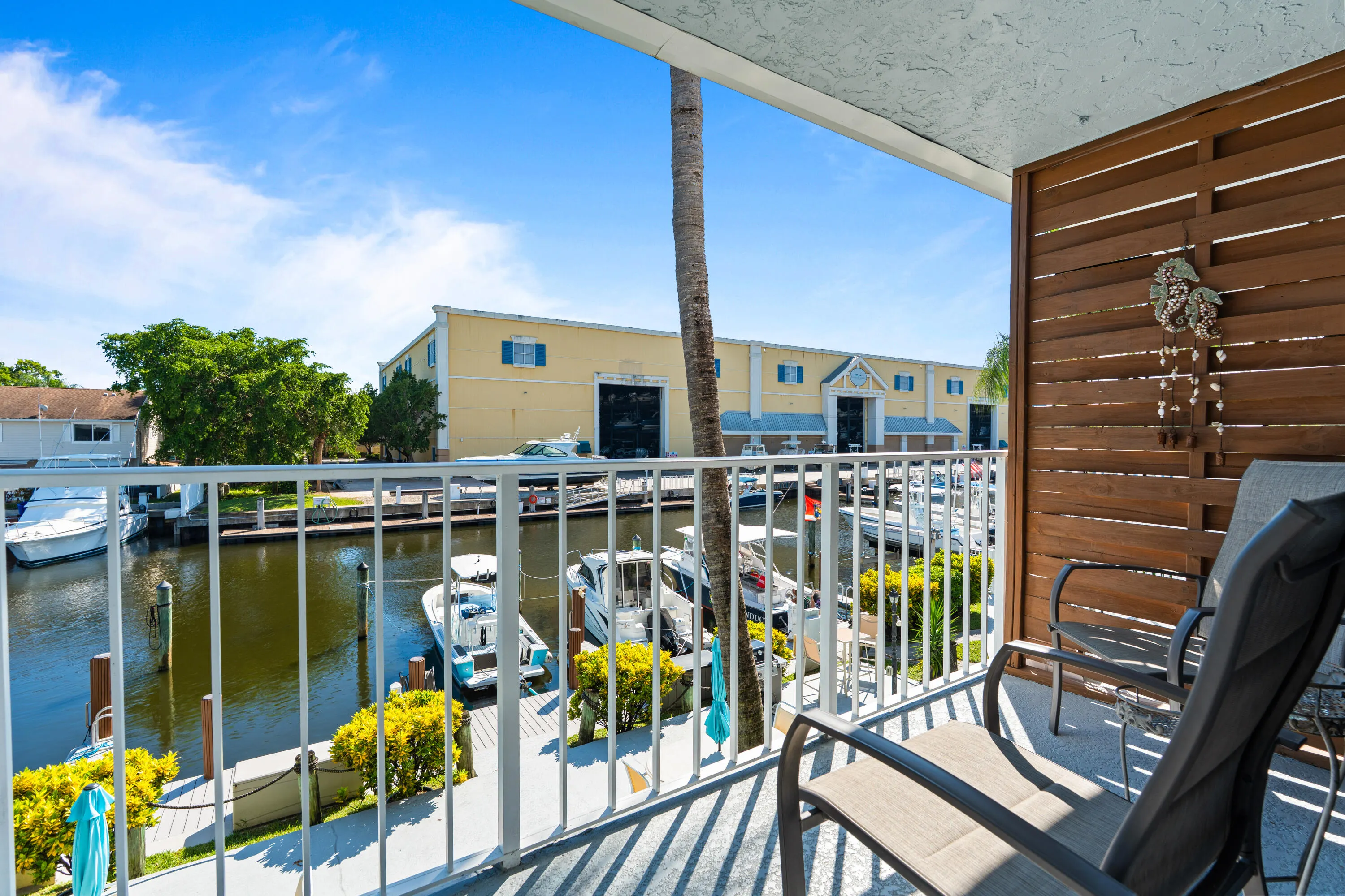 2400 NE 16TH Street #212