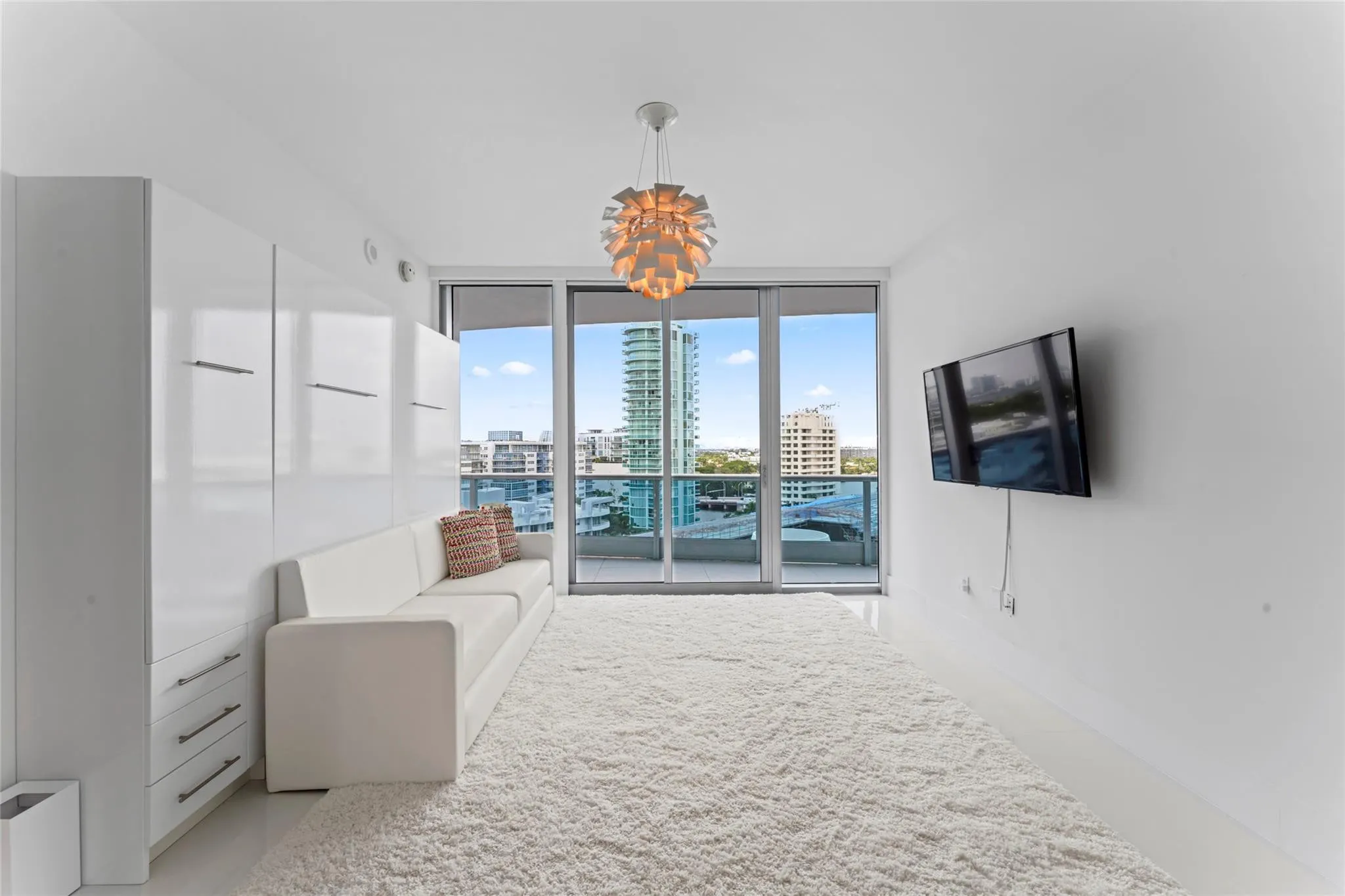 5959 COLLINS Avenue #1203