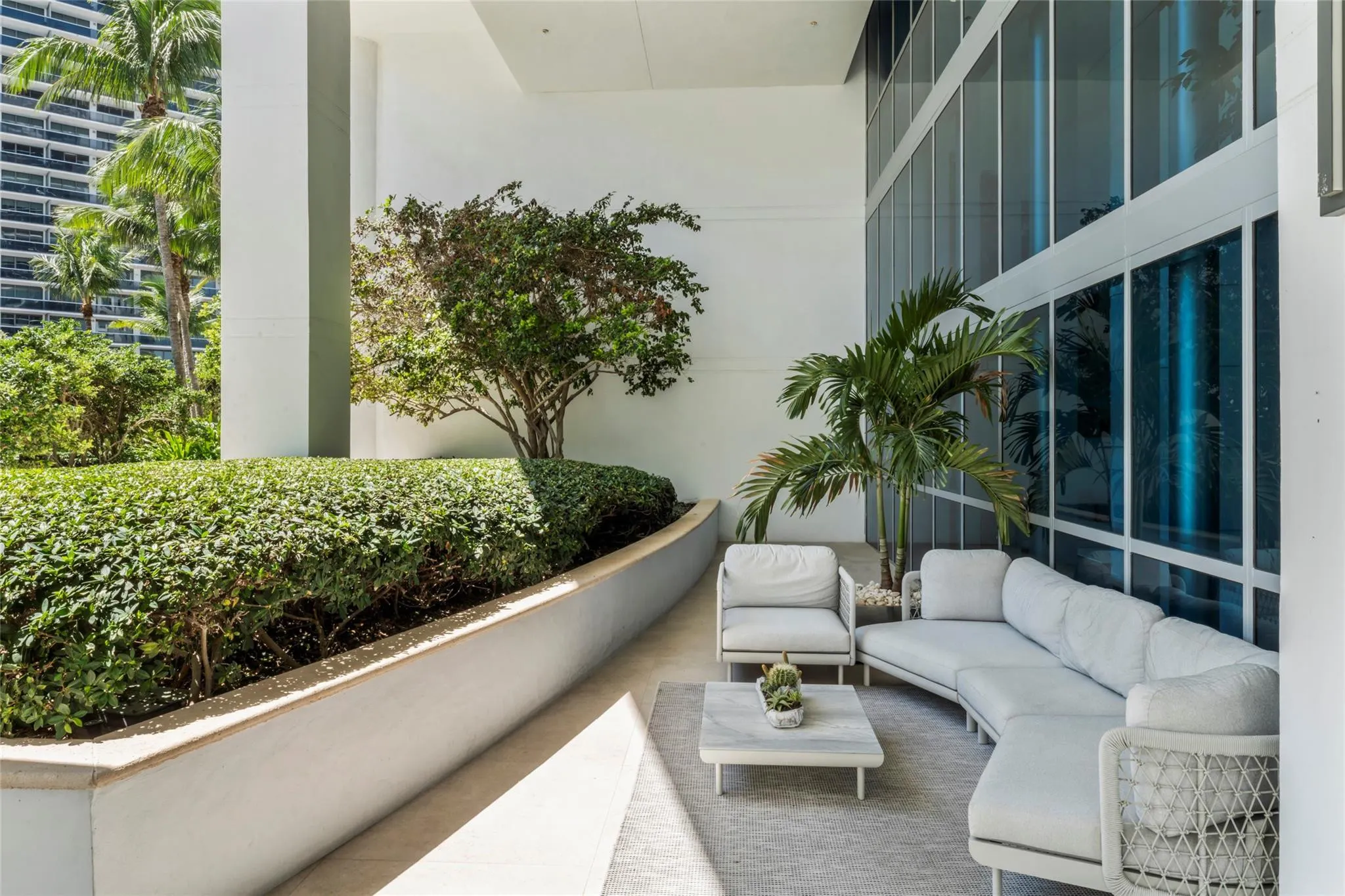 5959 COLLINS Avenue #1203