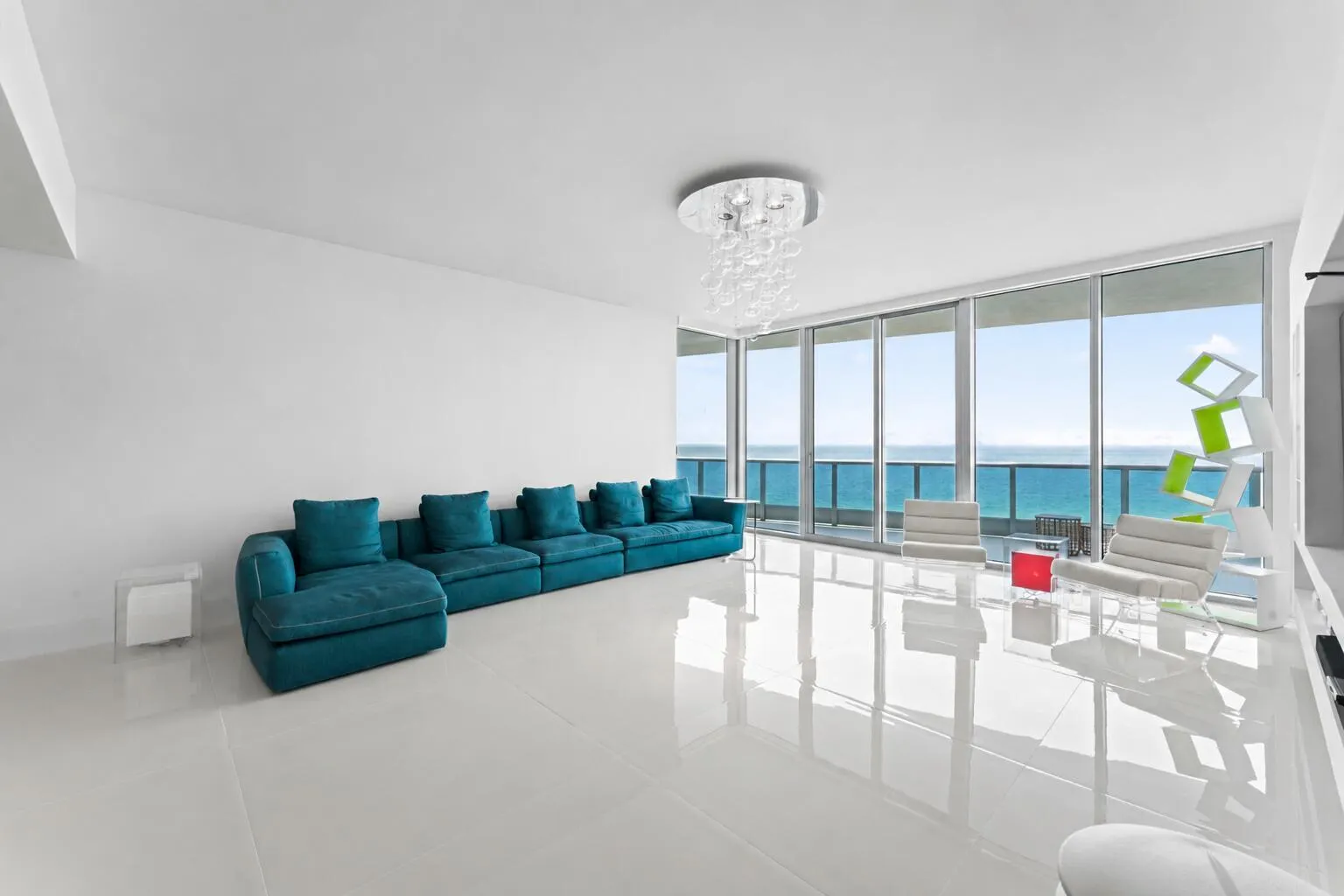 5959 COLLINS Avenue #1203