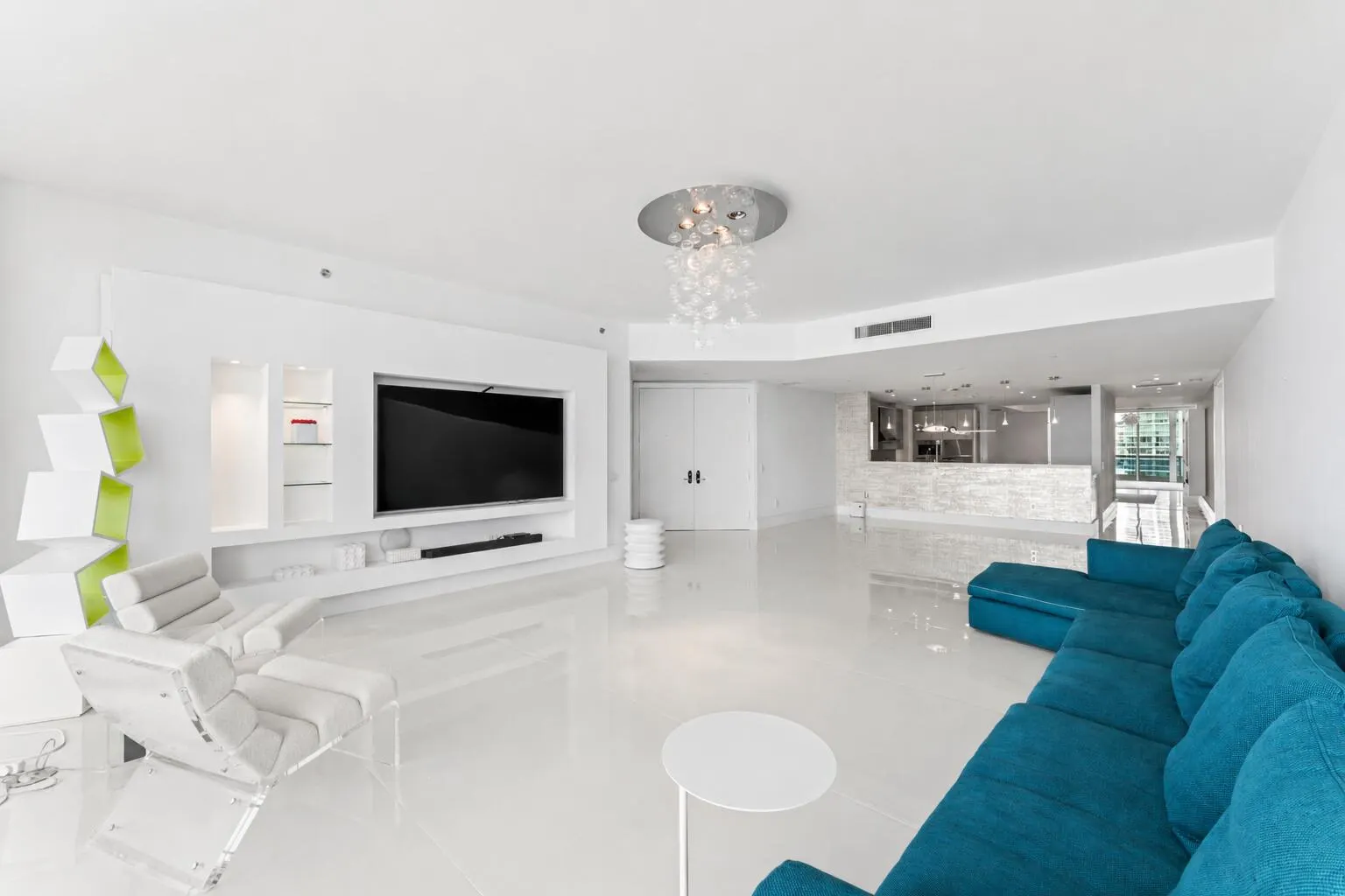 5959 COLLINS Avenue #1203
